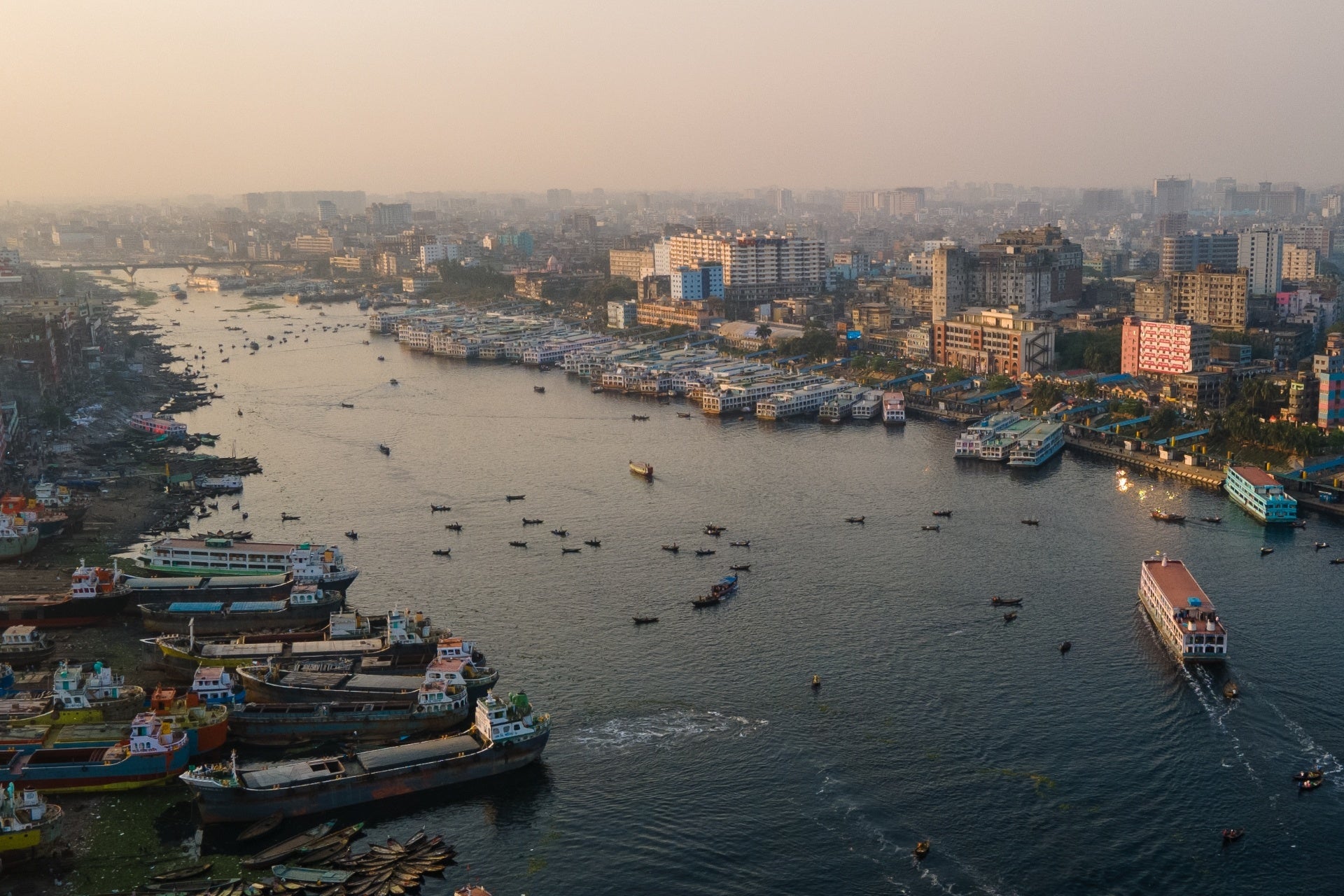 バングラデシュ