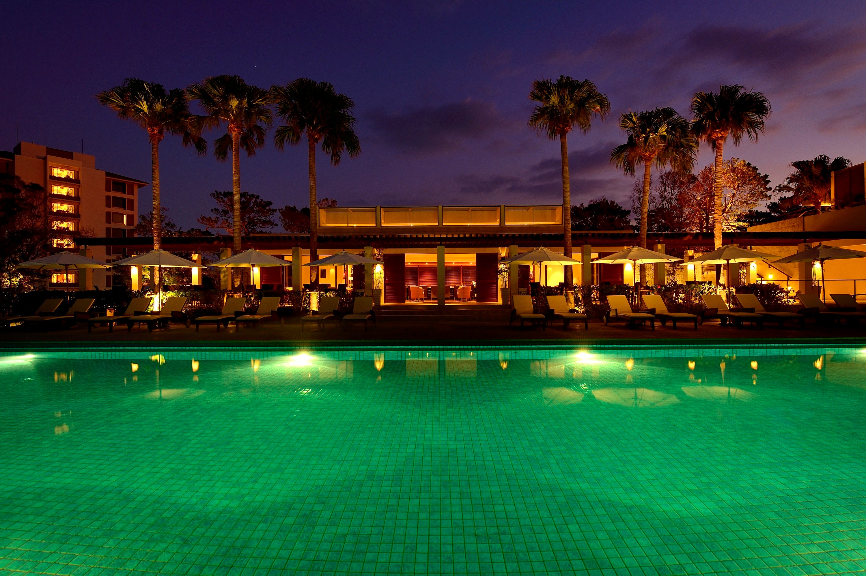 ジ・アッタテラス クラブタワーズ「ライブラリーラウンジ＆バー」