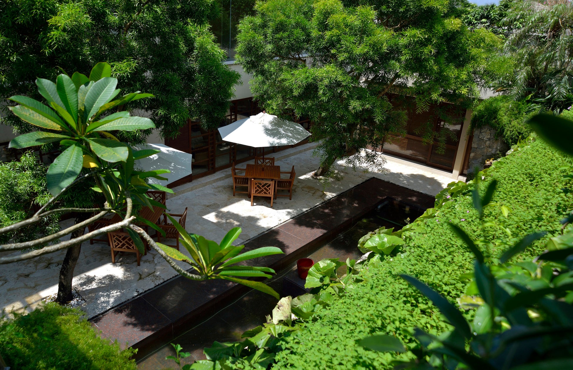 ザ・ナハテラス