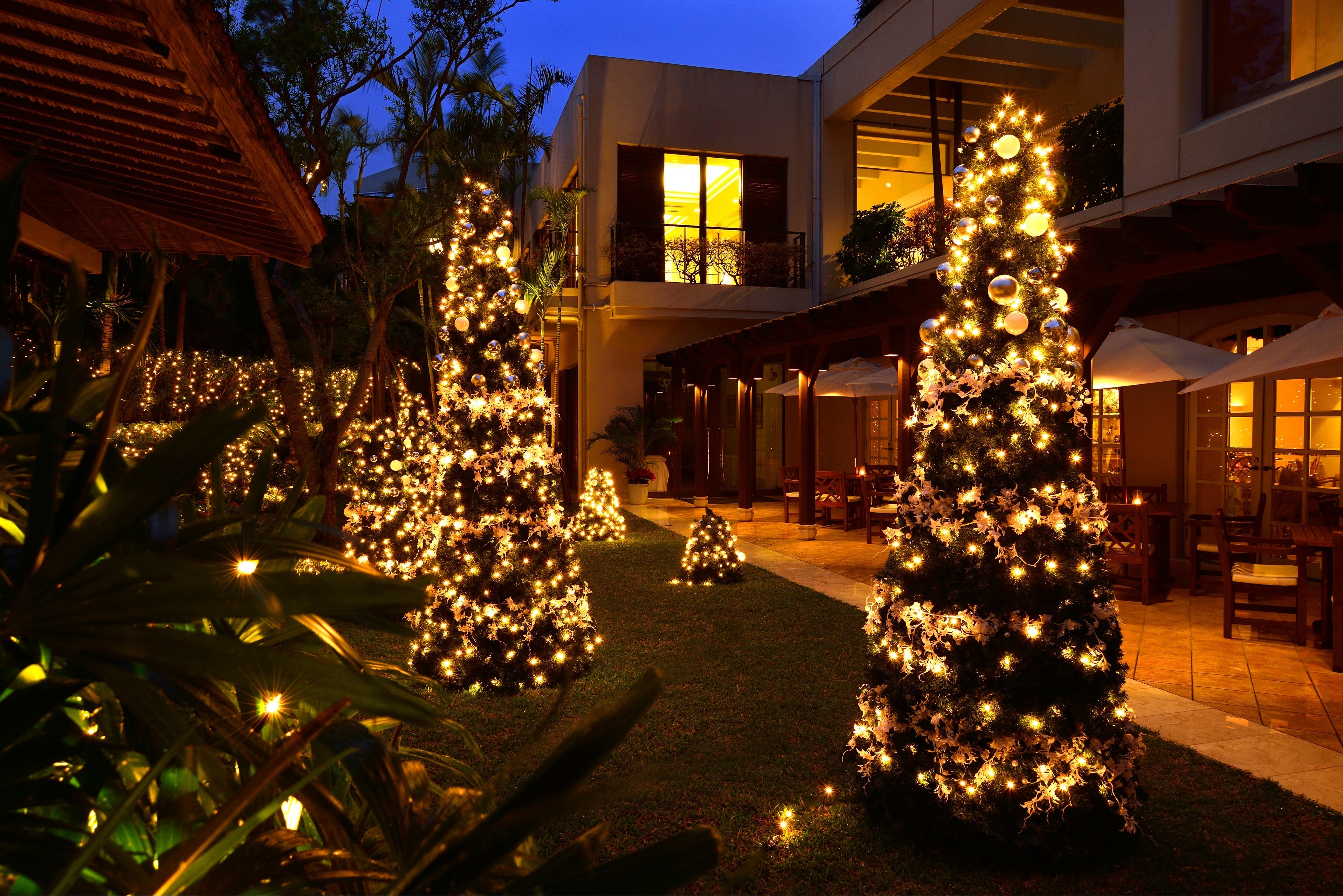 レストラン「ファヌアン」中庭のイルミネーション