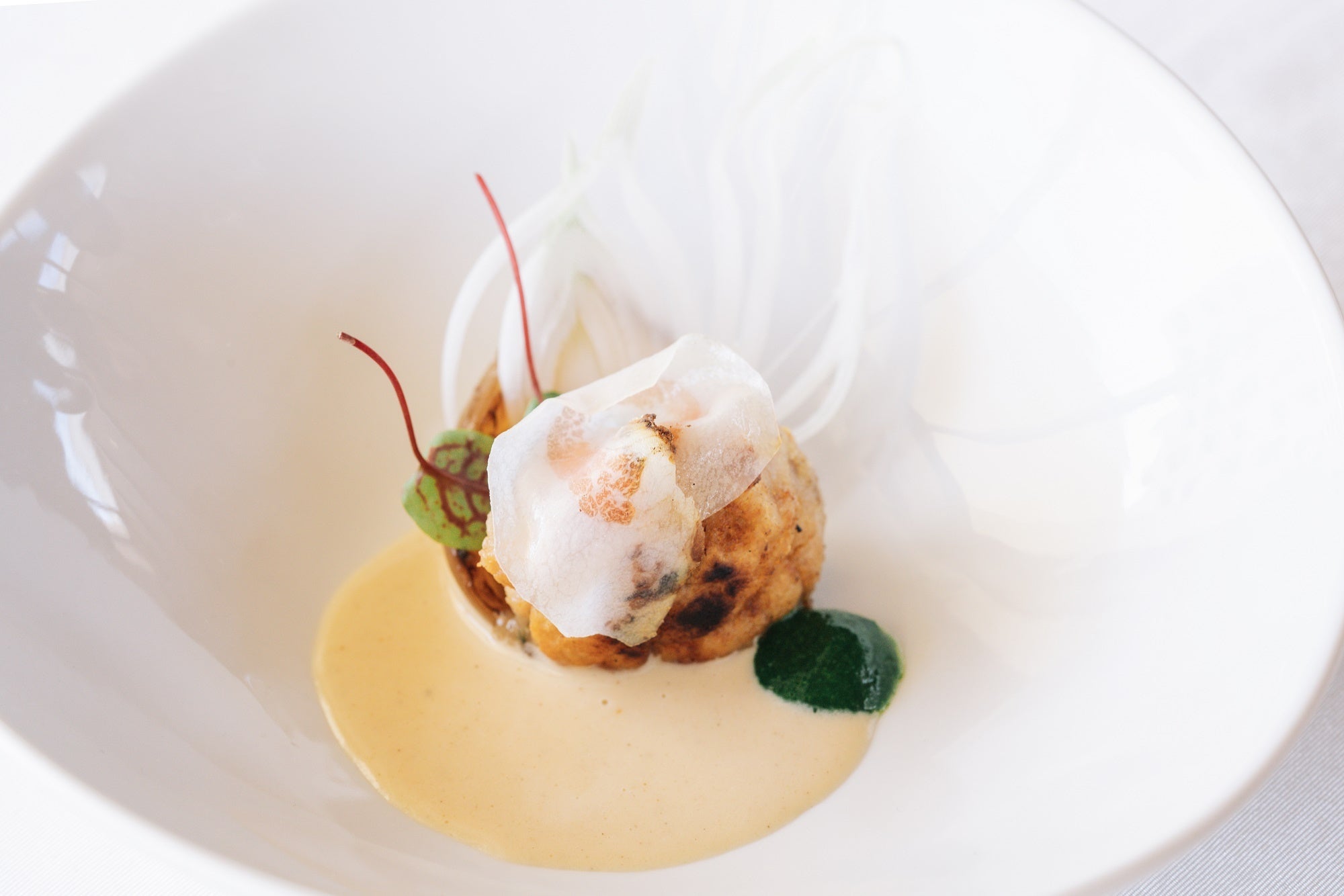 リードヴォーのポワレ　ローストオニオンのムースリーヌ