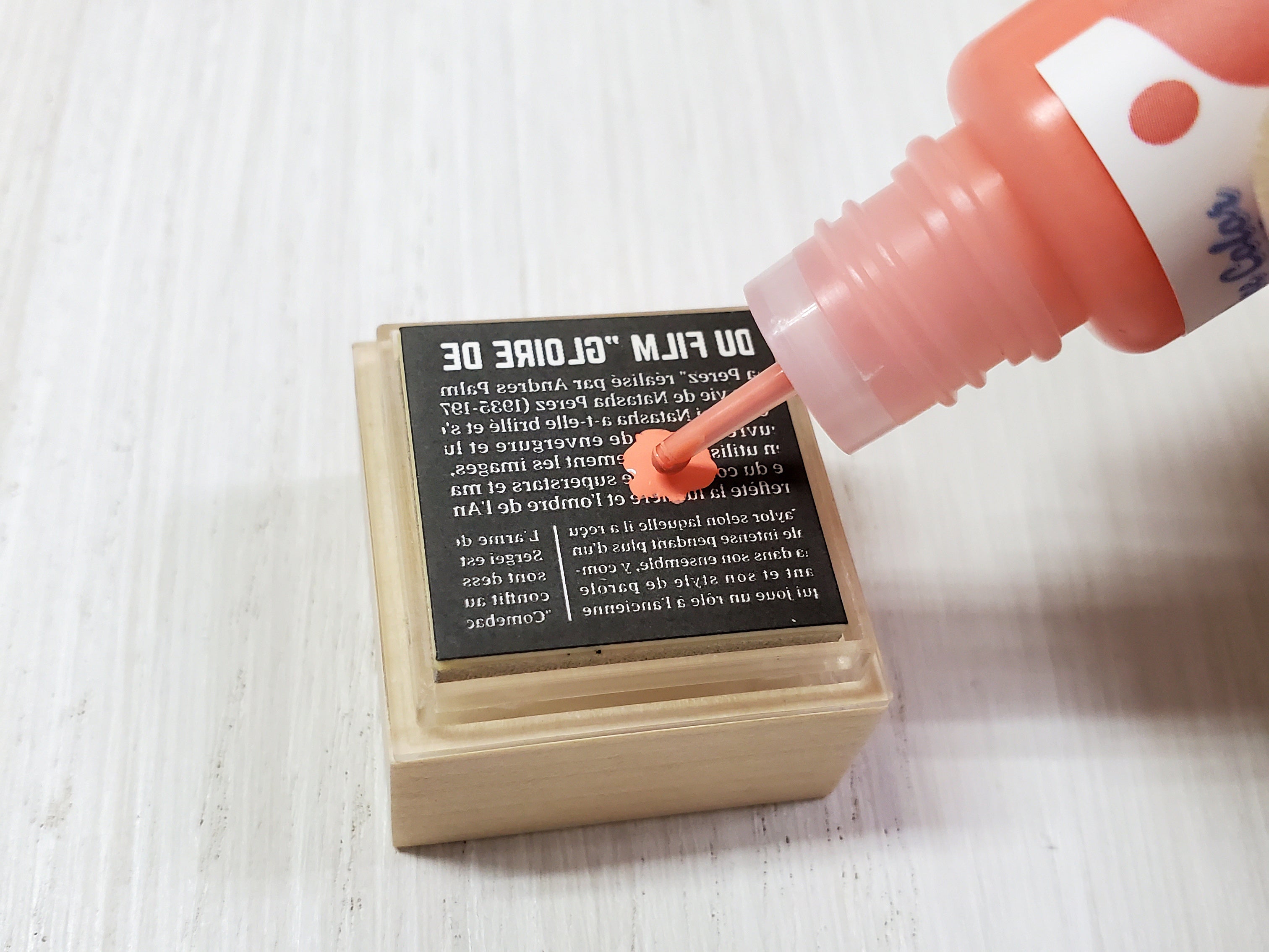 世界初！自由に色を塗る高精細スタンプ「ファインカラースタンパー」