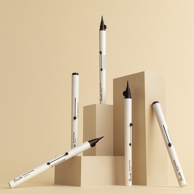 ポップアップアイライナー