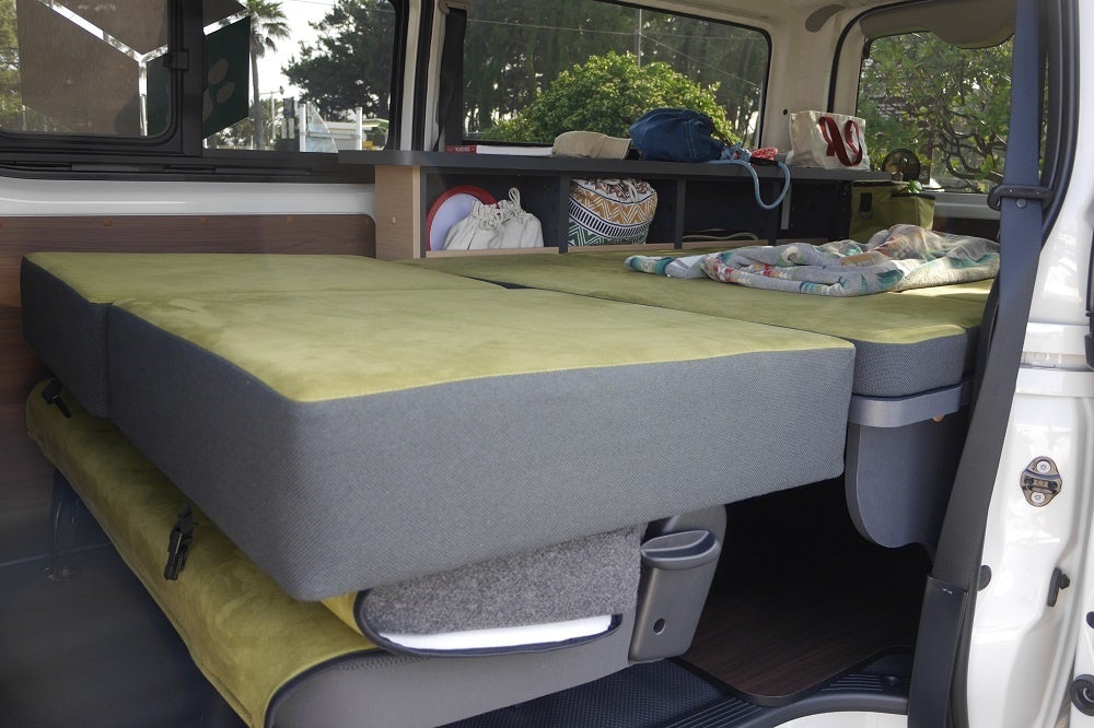 セカンドシート追加マット（OP）