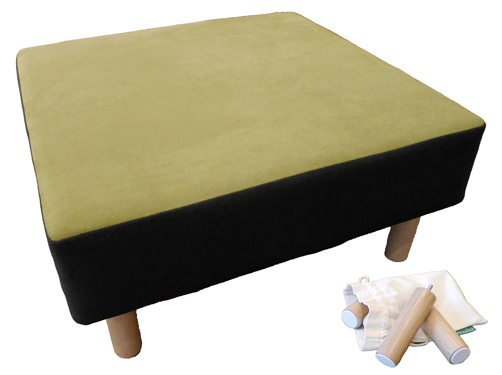 セカンドシート追加マットは室内用ドッグコットとしても使える2Way