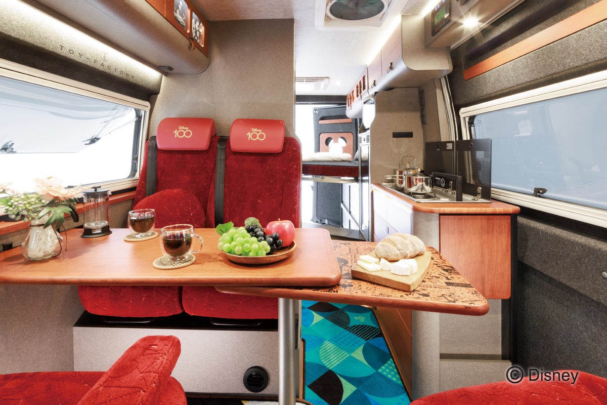 ディズニー創立100周年記念モデルキャンピングカー「DA VINCI 6.0〈DISNEY100〉EDITION」