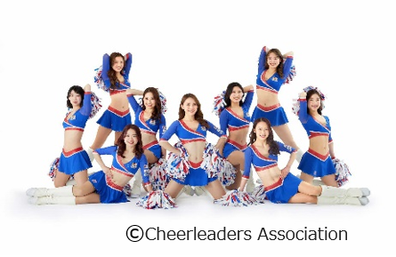 横浜Ｆ・マリノスオフィシャルチアリーダーズ「トリコロールマーメイズ」