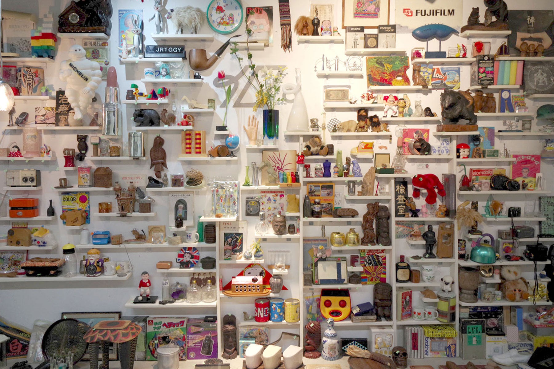 Artwork by Mikiji Nagai, photo by Hiroyuki Matsukage