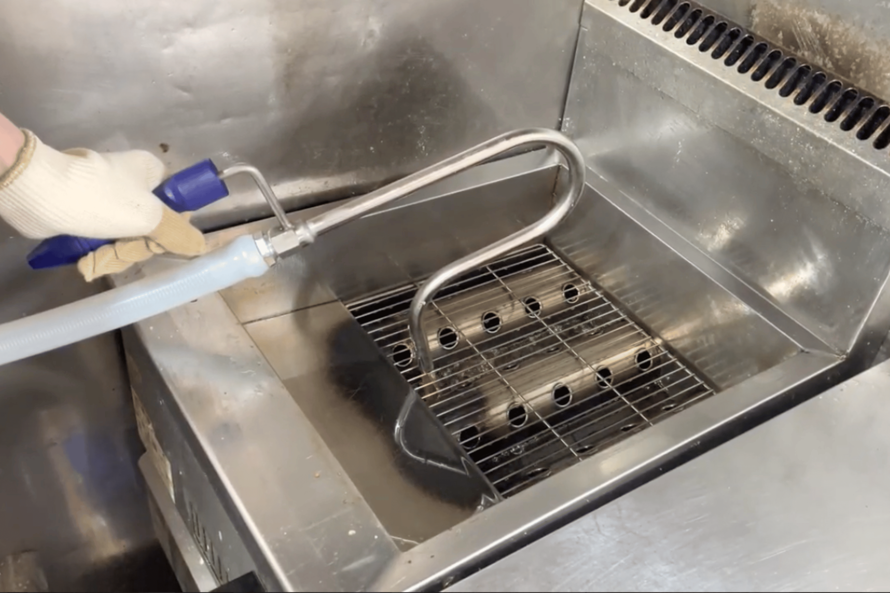 新サービス開始】業務用油ろ過機「ECOSAS（エコサス）」｜飲食業界の3