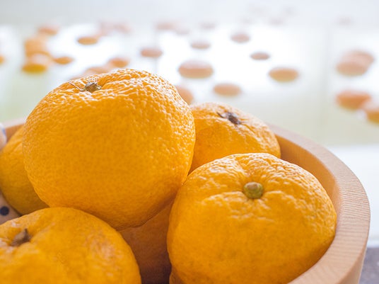 全国の極楽湯で12月22日(月)冬至に『ゆず湯』や入浴無料券がもらえる“ゆずを譲って”キャンペーンを開催 全国の極楽湯で12月22日(月)冬至に『ゆず湯』や入浴無料券がもらえる“ゆずを譲って”キャンペーンを開催