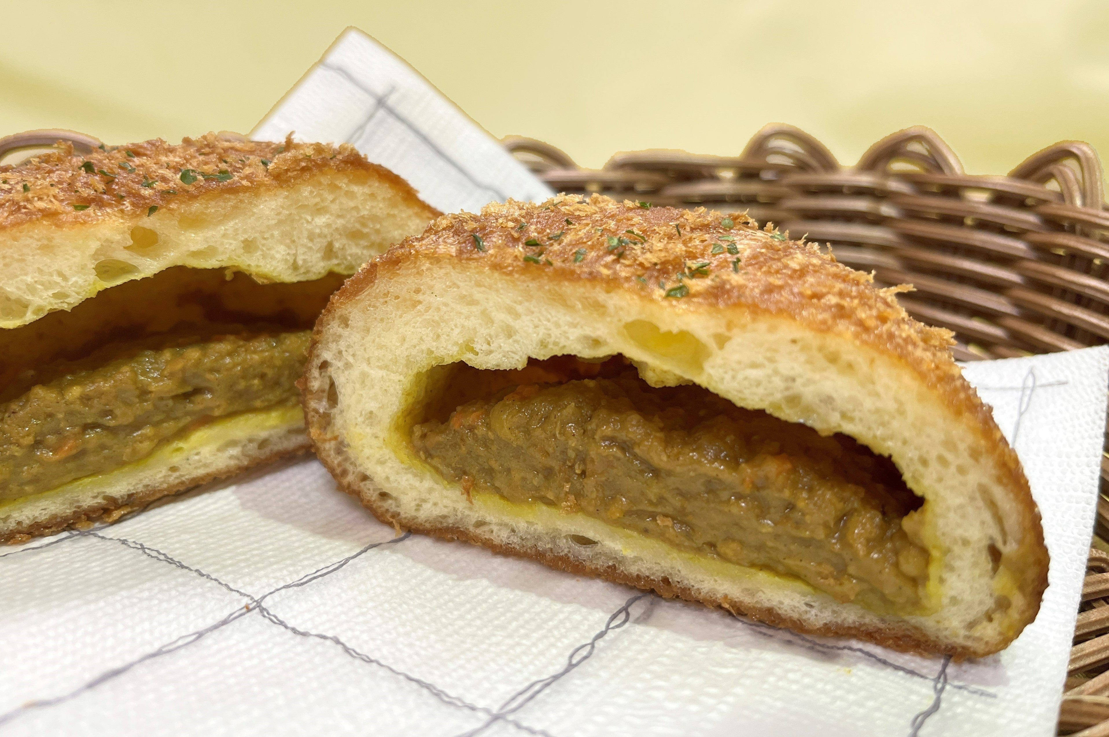 スパイス×パンの新業態「SPICE UP！COCOICHI BAKERY」1号店を