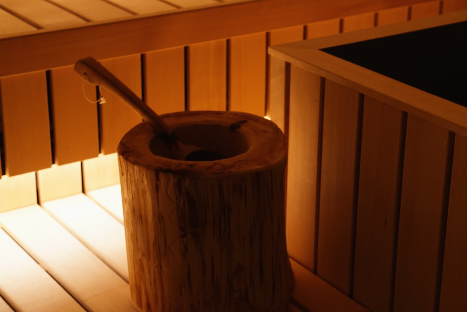 セルフロウリュをお楽しみいただけます