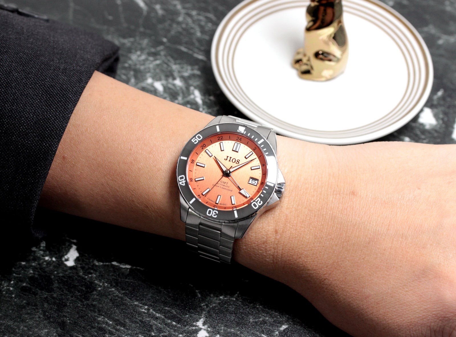 JIOS(ジオス)【滋賀県大津市石山発】から、自動巻きGMTダイバーズに