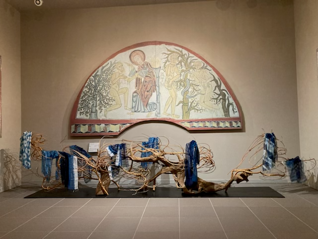 ＜「假屋崎省吾の世界展 in大塚国際美術館」の様子＞