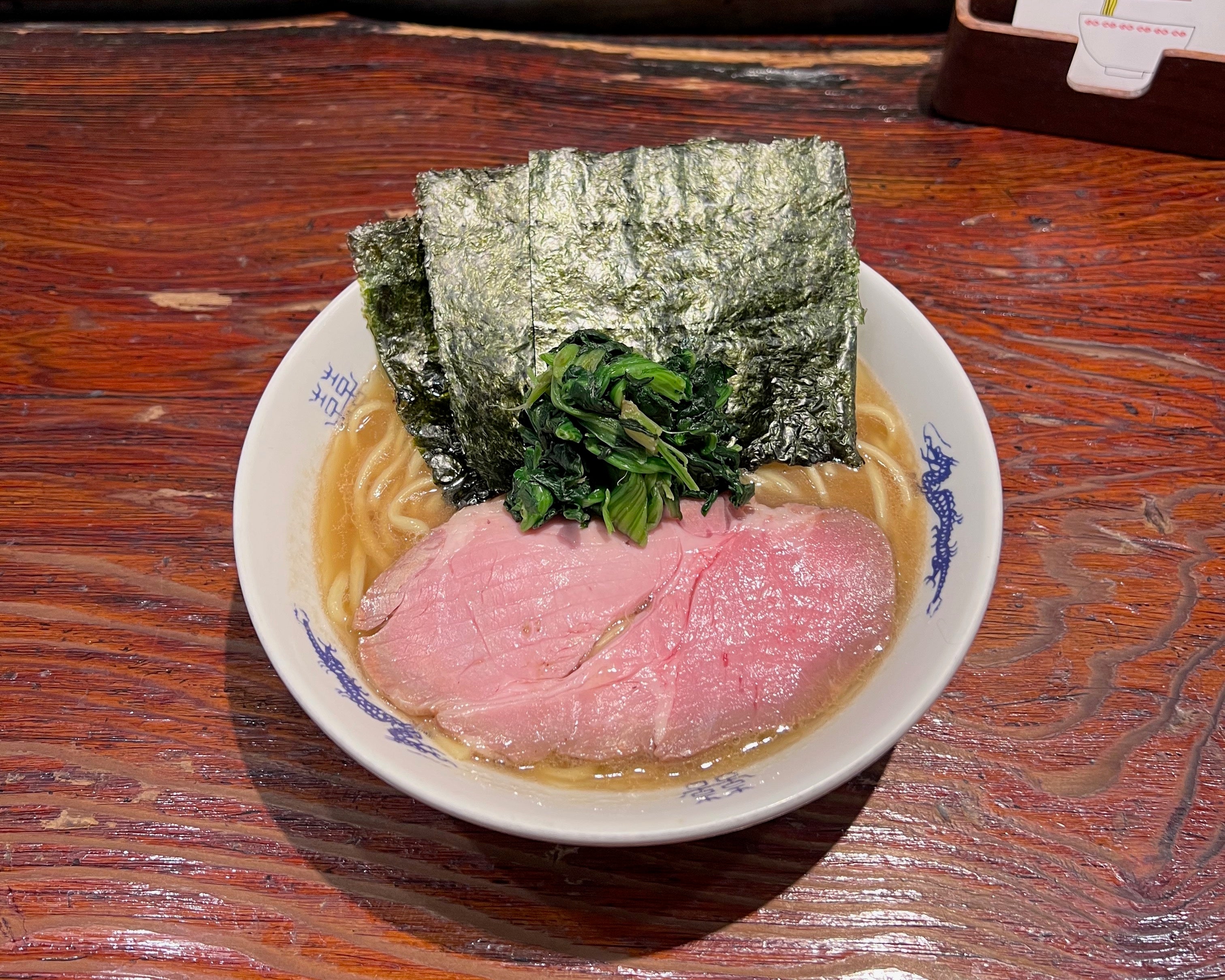 豚骨醤油ラーメン
