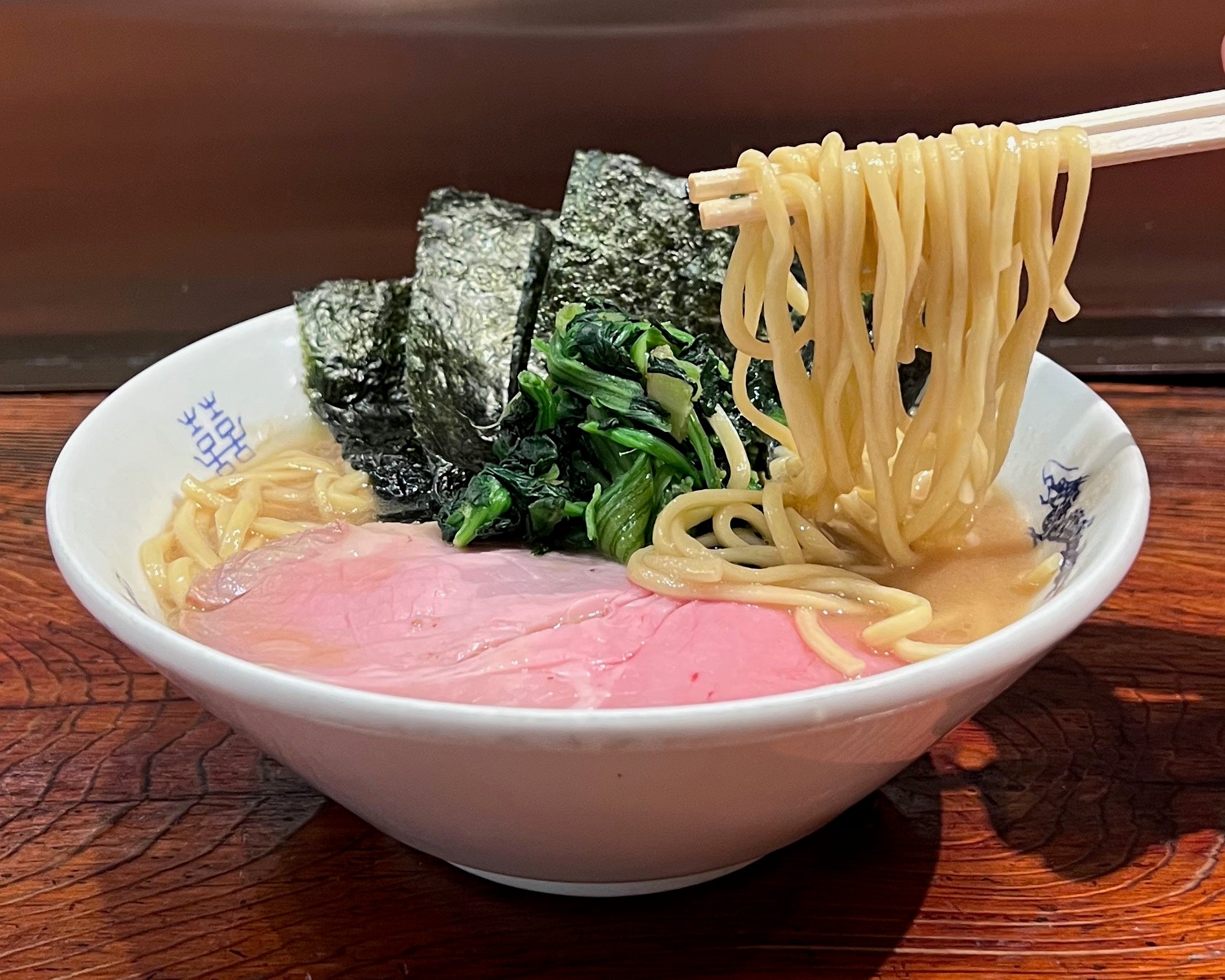 豚骨醤油ラーメン