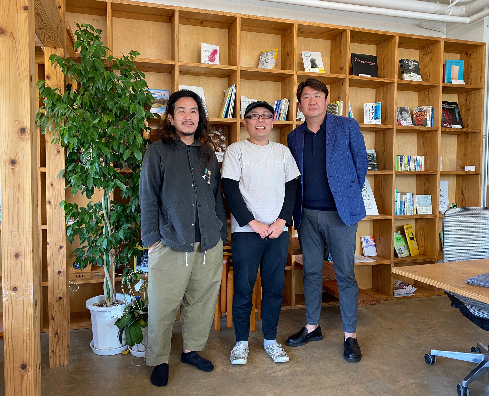 左から：いとしまちカンパニー代表 後原宏行氏、下田栄一氏、シースリーフィルム 代表取締役社長 山田修三