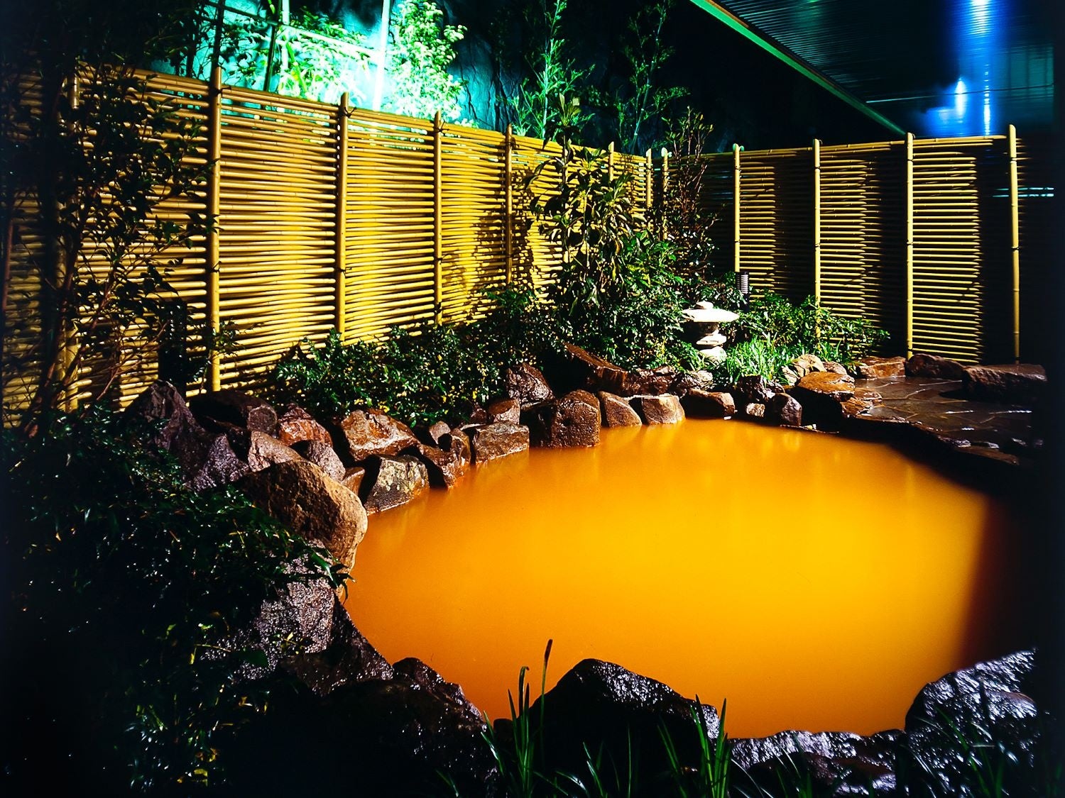 大浴場「つづみの湯」露天風呂