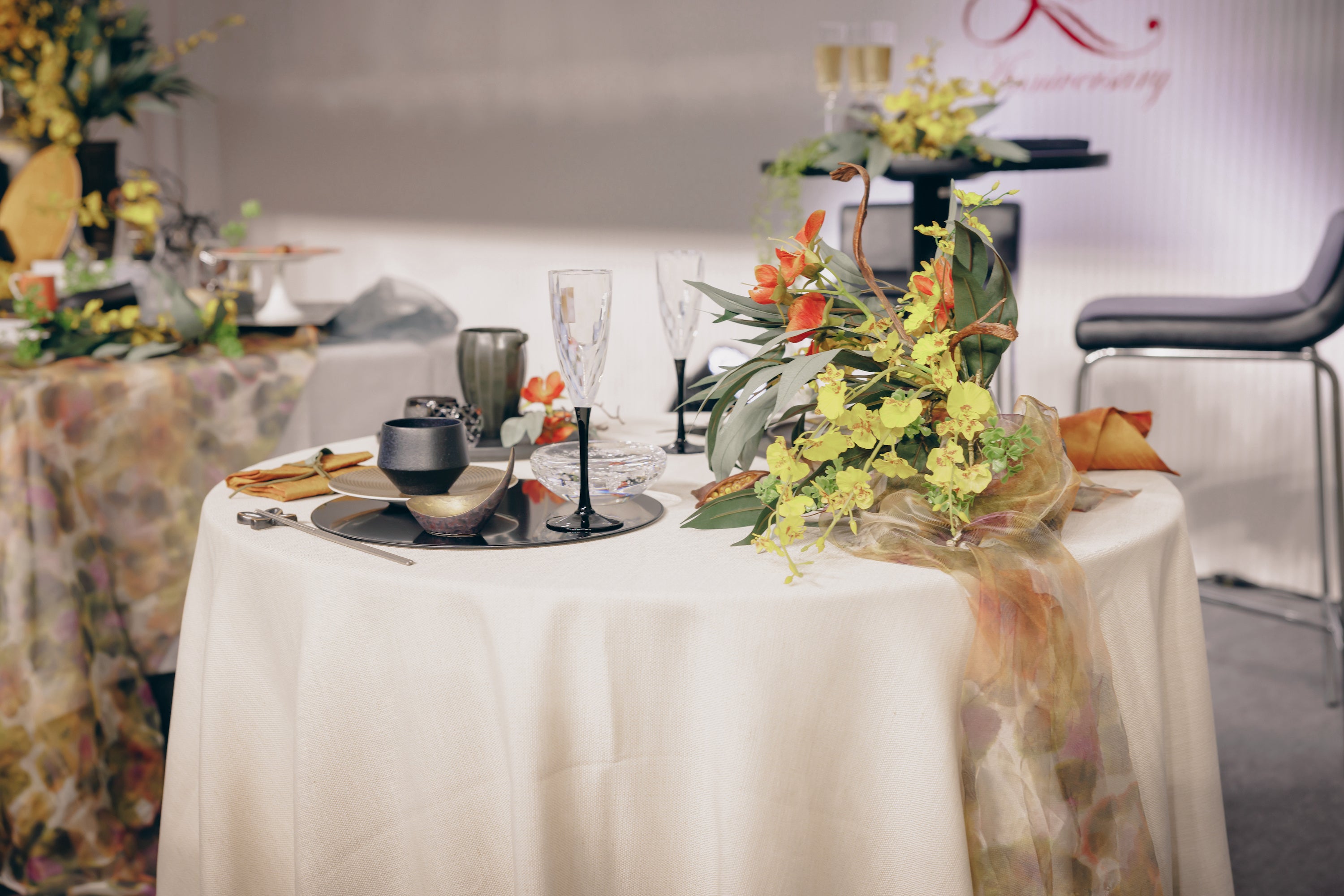 独自開発したリサイクル生地で作られたテーブルクロス ”blanche（ブランシュ）”