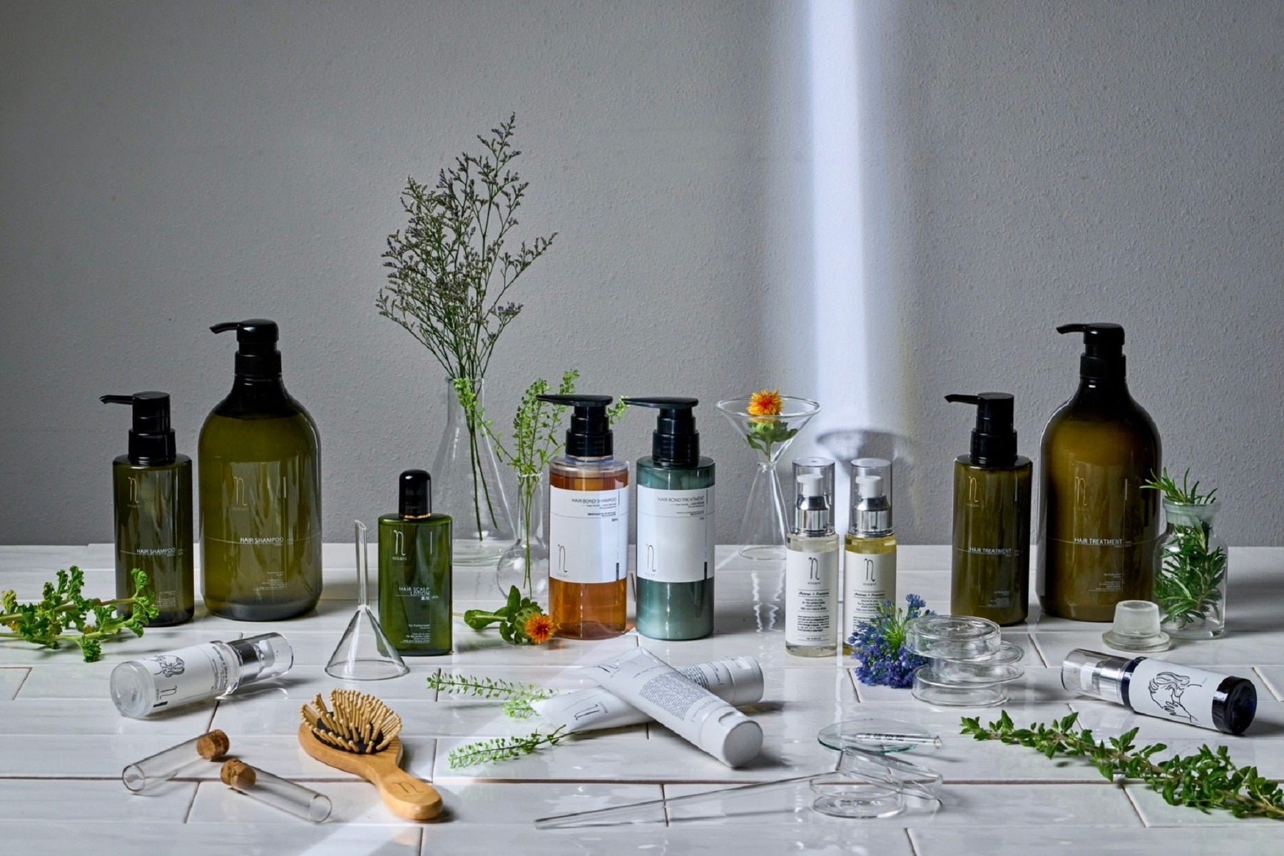 nicori から集中ダメージケアシャンプーが新登場。ハリのある美しく