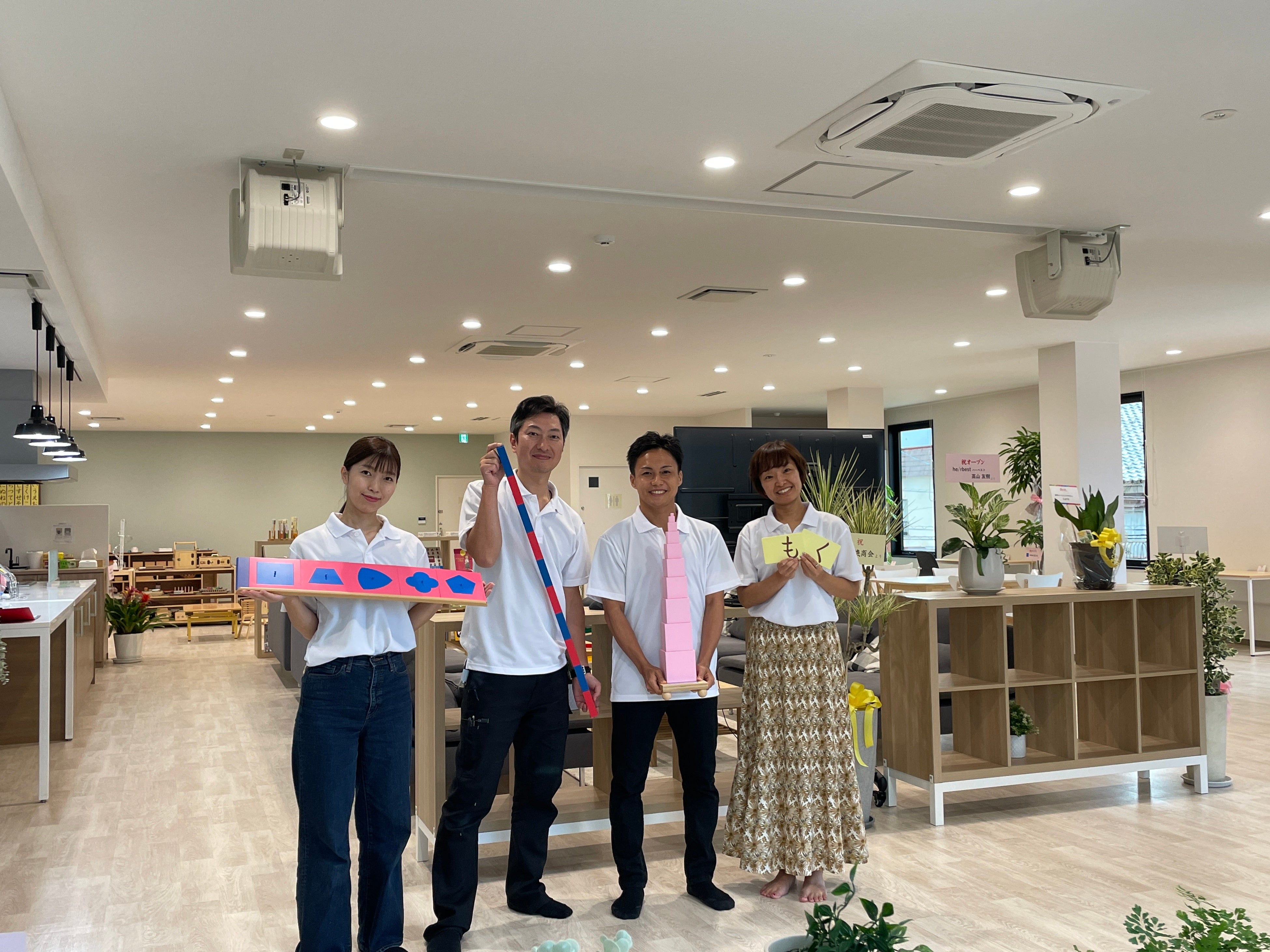 様々な資格を持ったスタッフ。全員が子育て中のママパパ。