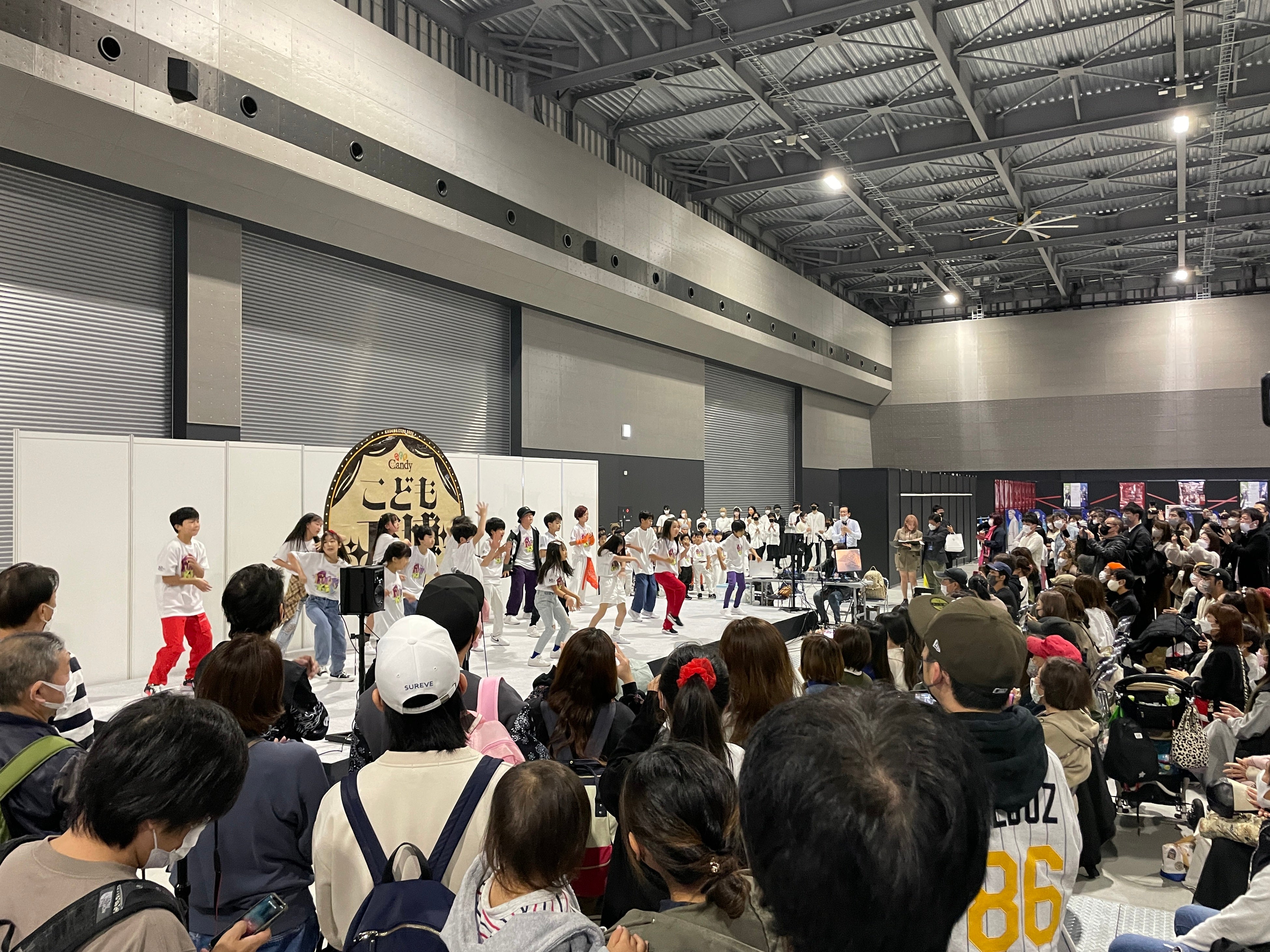 ファンクキッドによるダンスショー