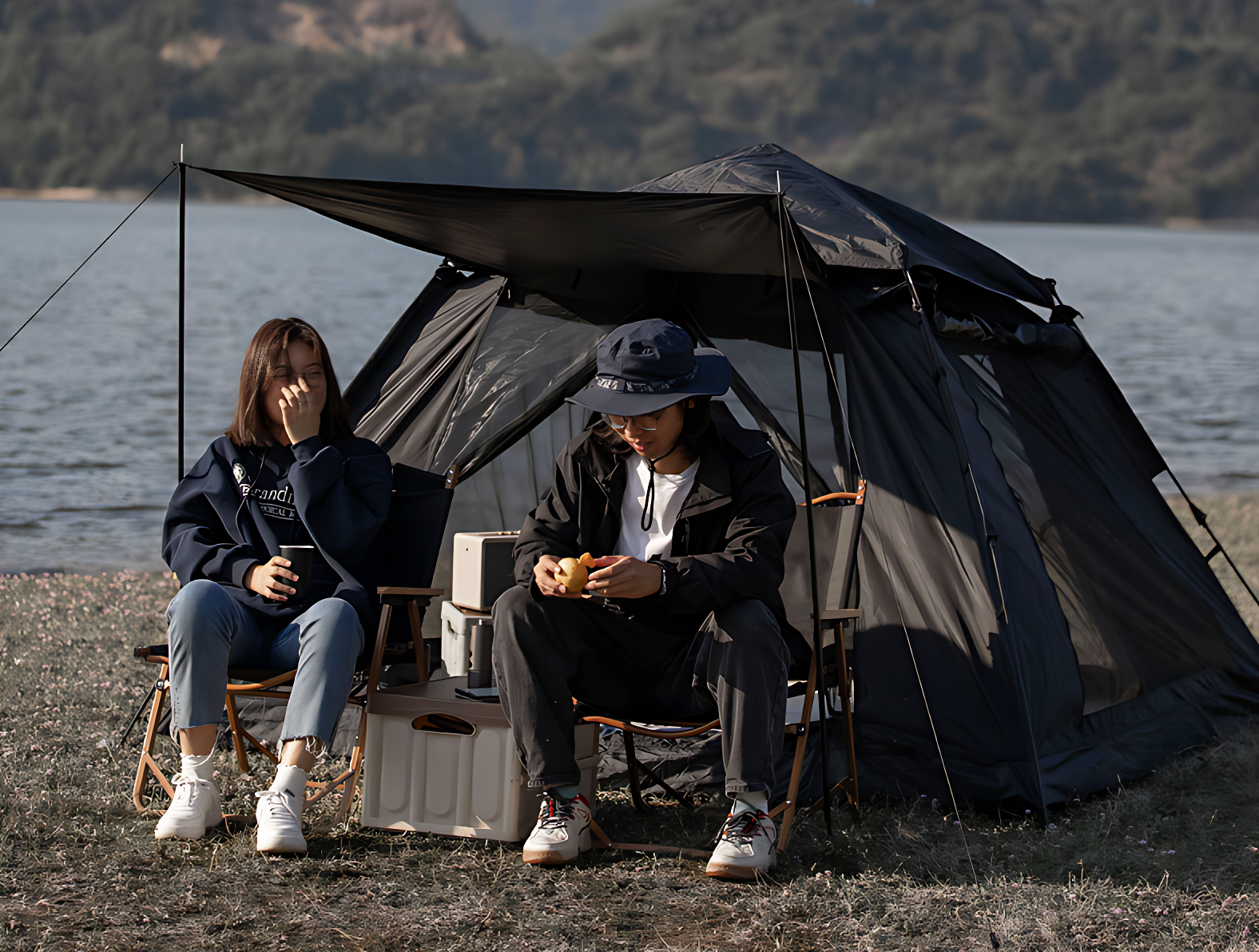 30秒で簡単設置！】快適性を追求したロッジ型キャンプテント「BT01」が