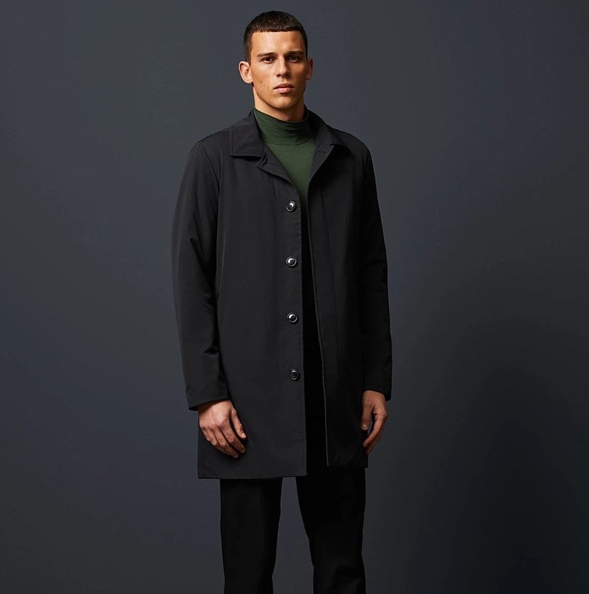 ヒータブル　トレンチコート　￥137,000