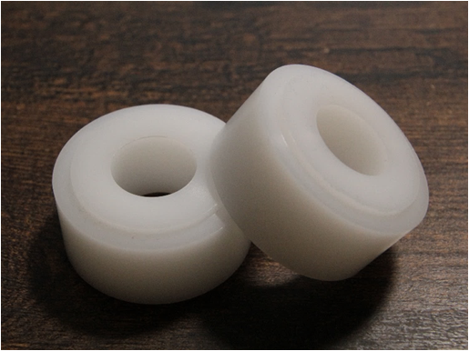 ハイブリッド推進用プラスチック燃料