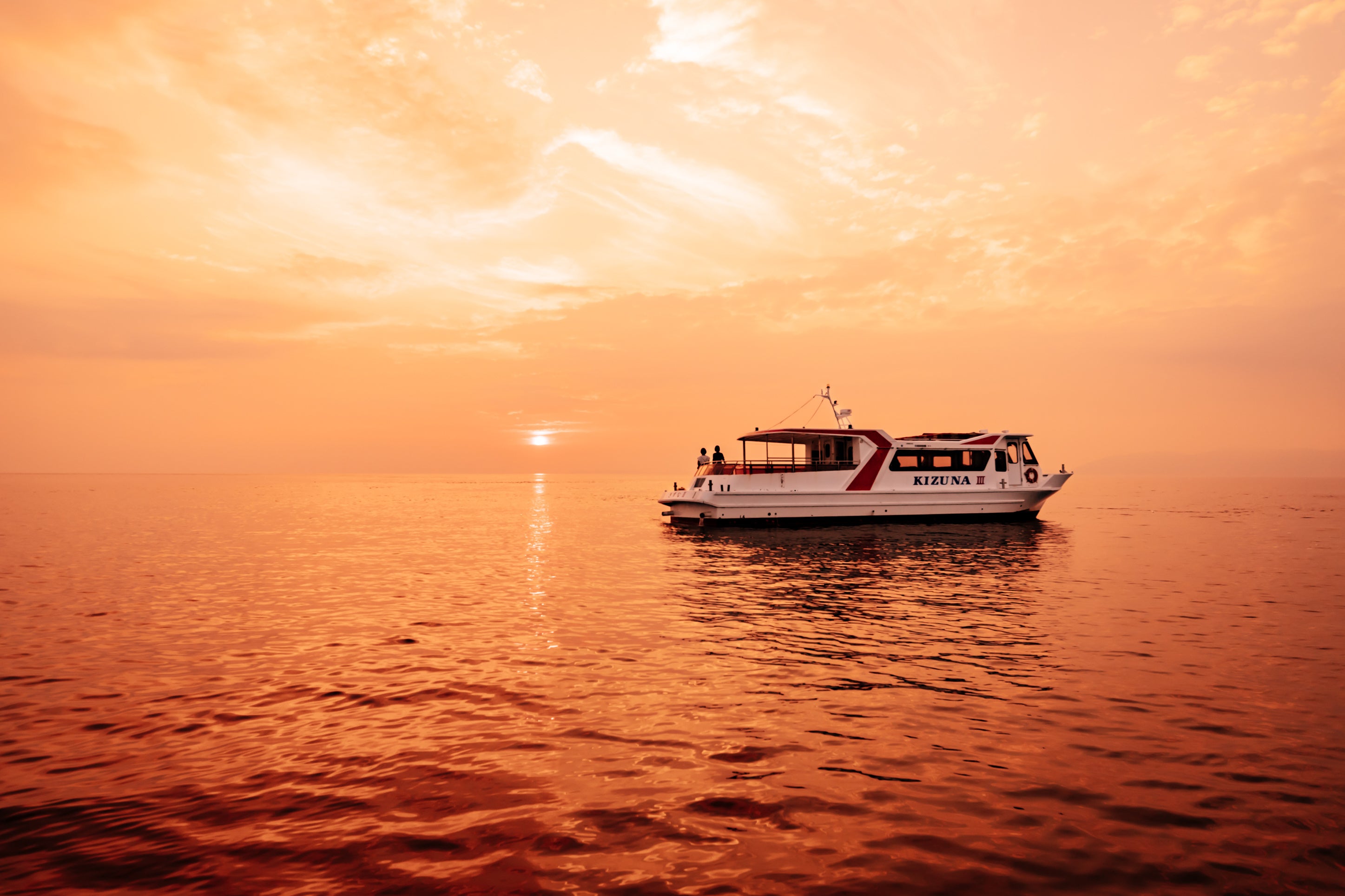 天草・苓北町の新たな看板商品「天草灘サンセットクルージング」が誕生