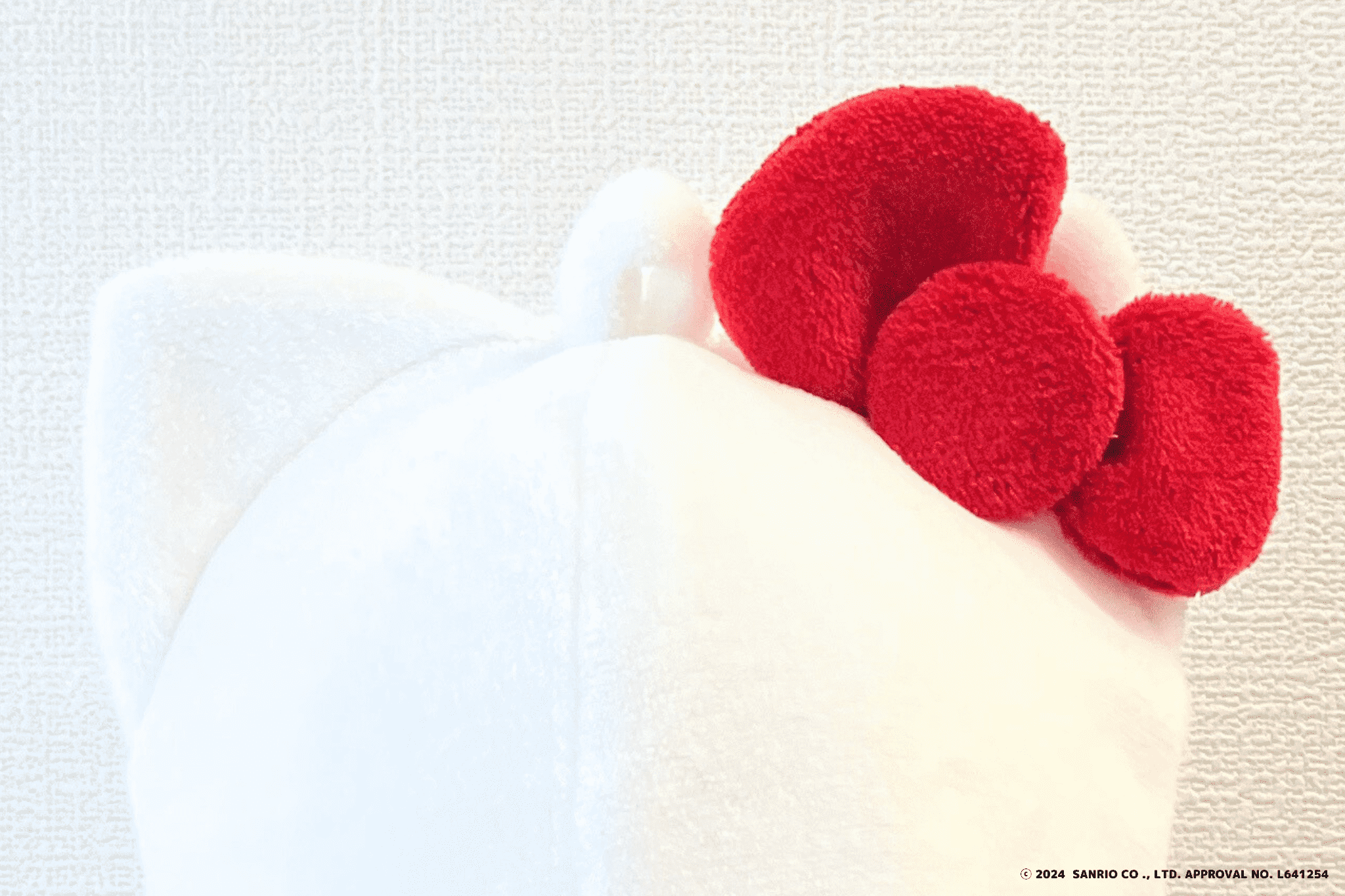 ハローキティ50周年を記念したサウナハットを手に入れよう