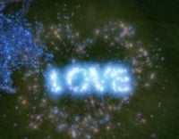 ▲愛が溢れる花火(使用時)