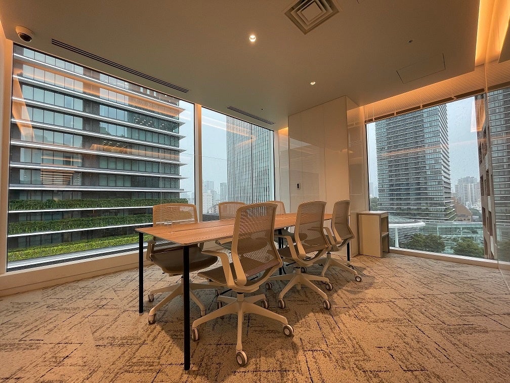 リストグループ東京本部会議室