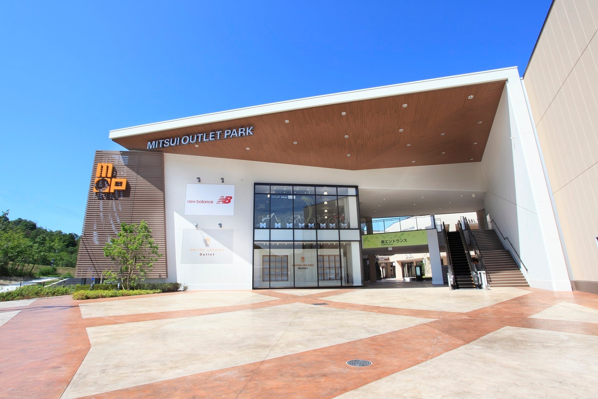 三井アウトレットパーク滋賀竜王