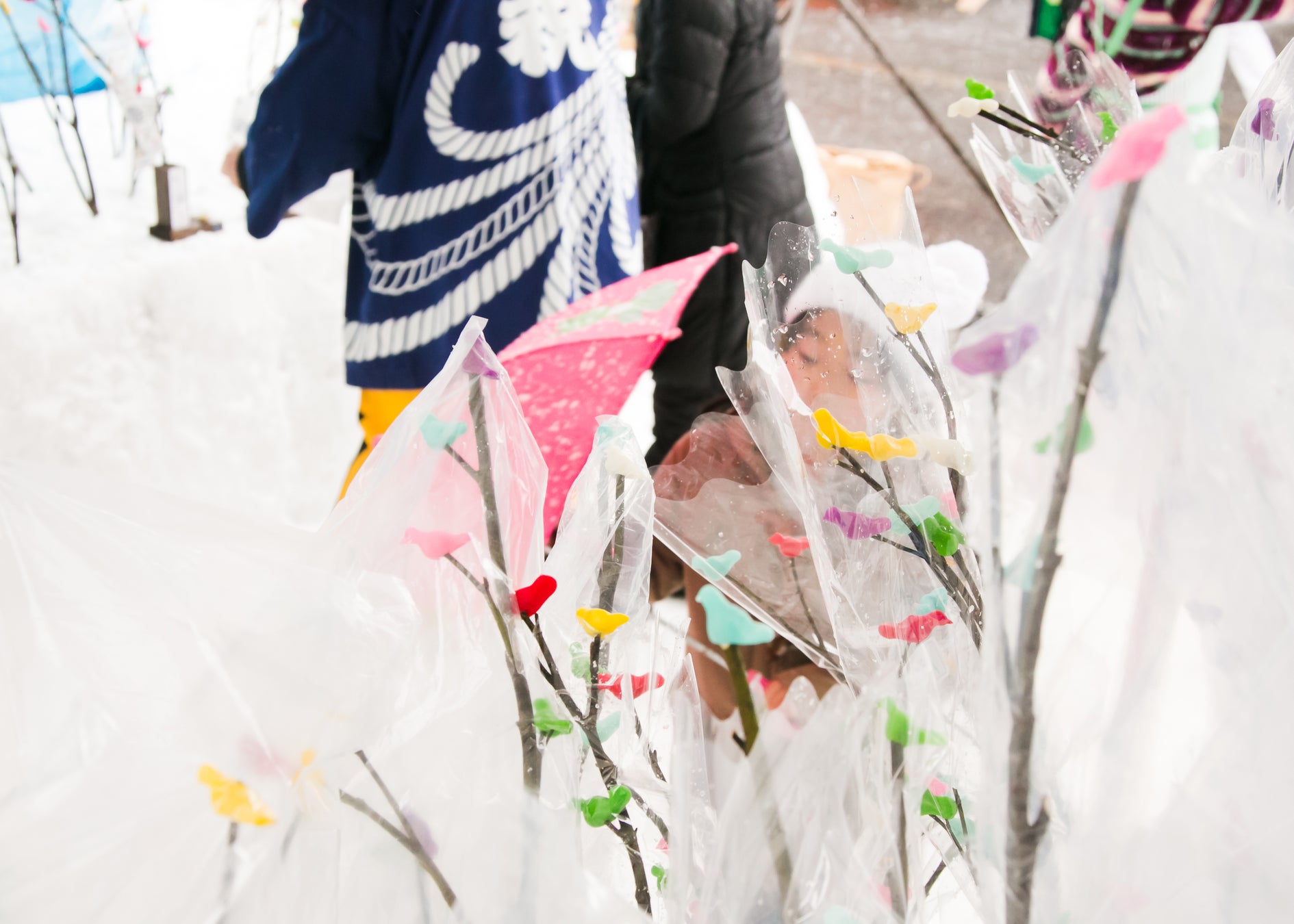 ハト飾り市(伝統工芸品)