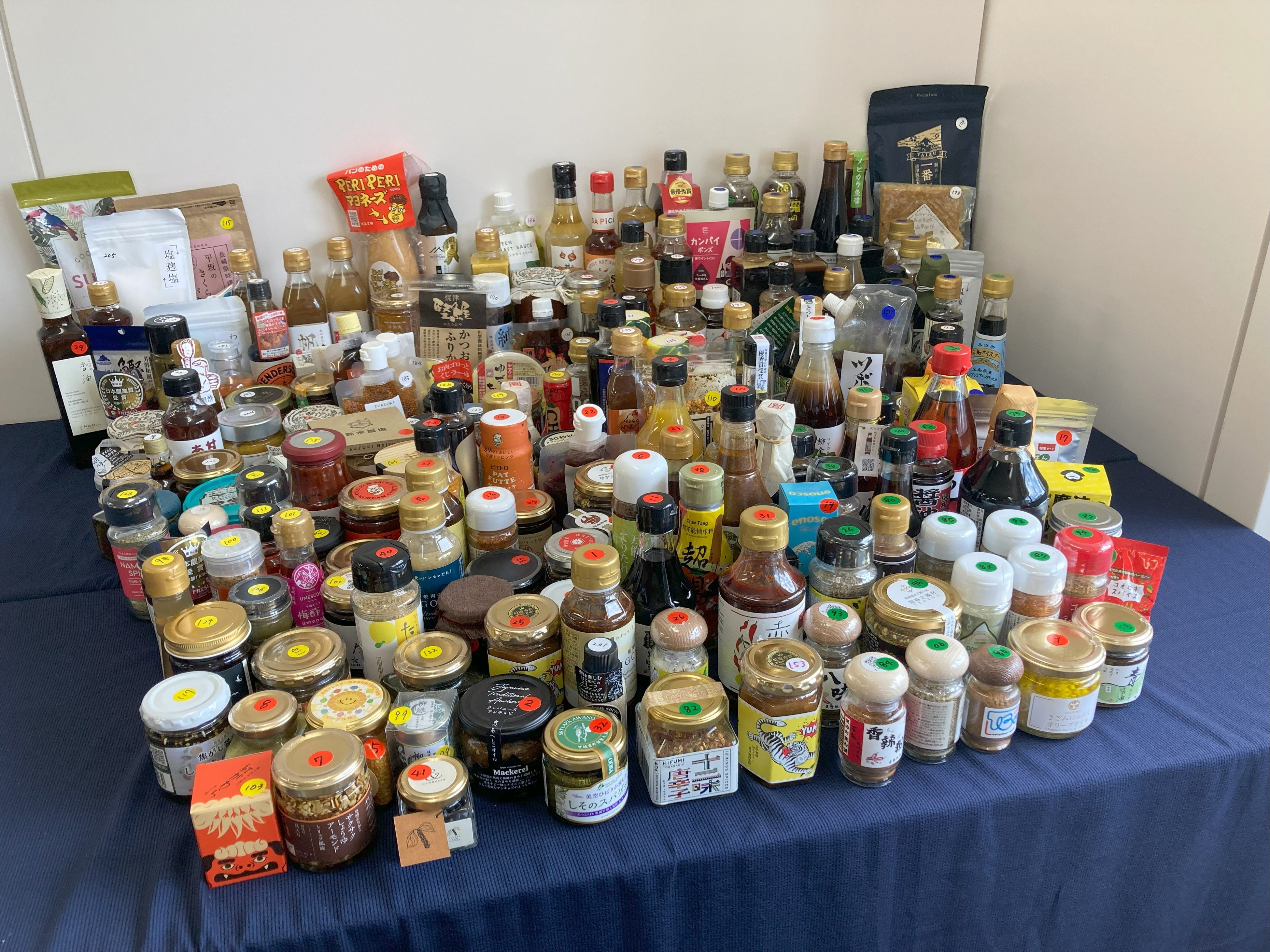 エントリー211品