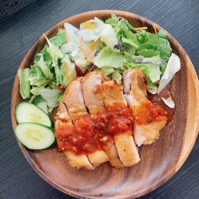 鶏もも肉のソテー&トマトソース
