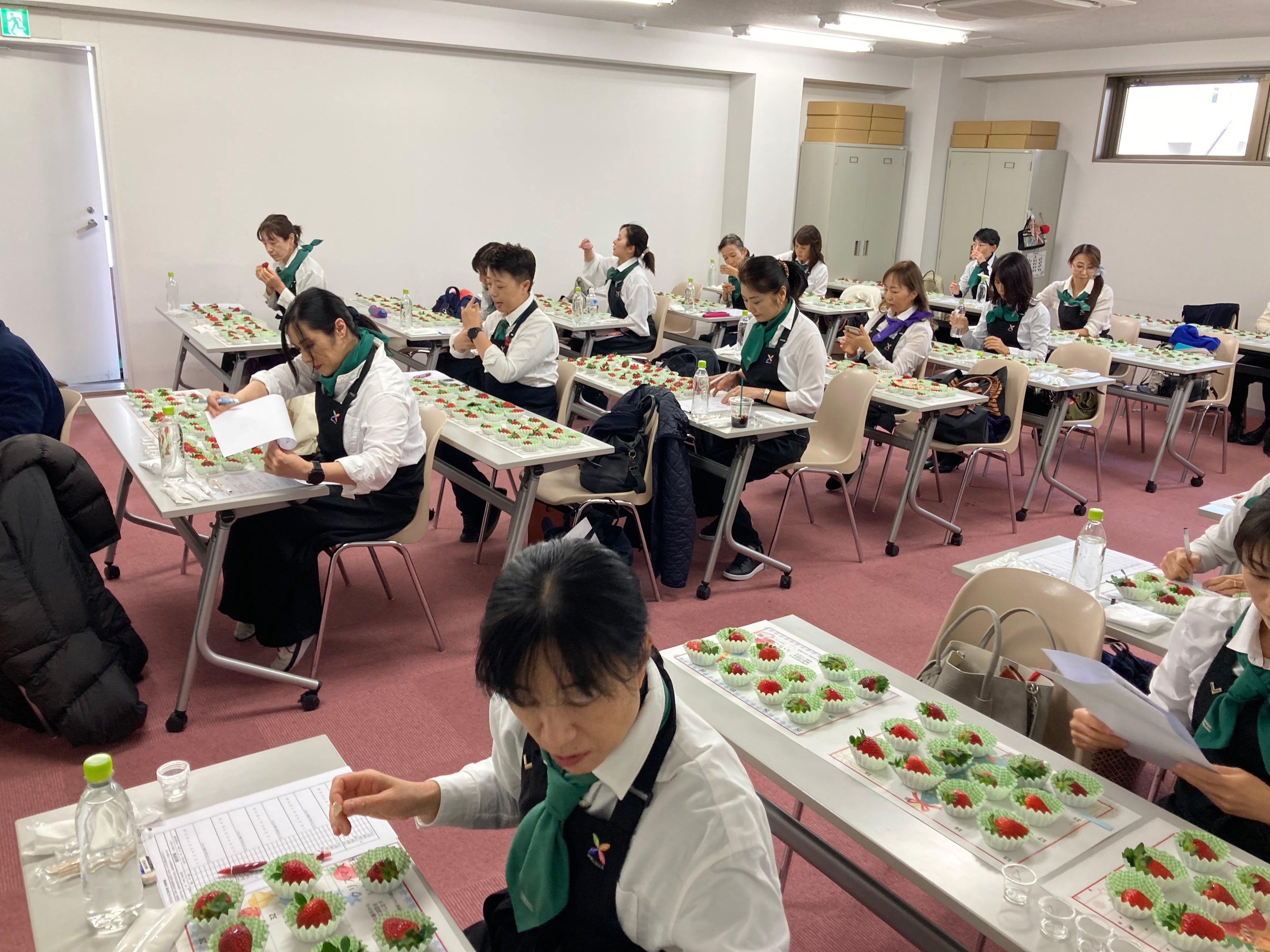 野菜ソムリエによる食味審査