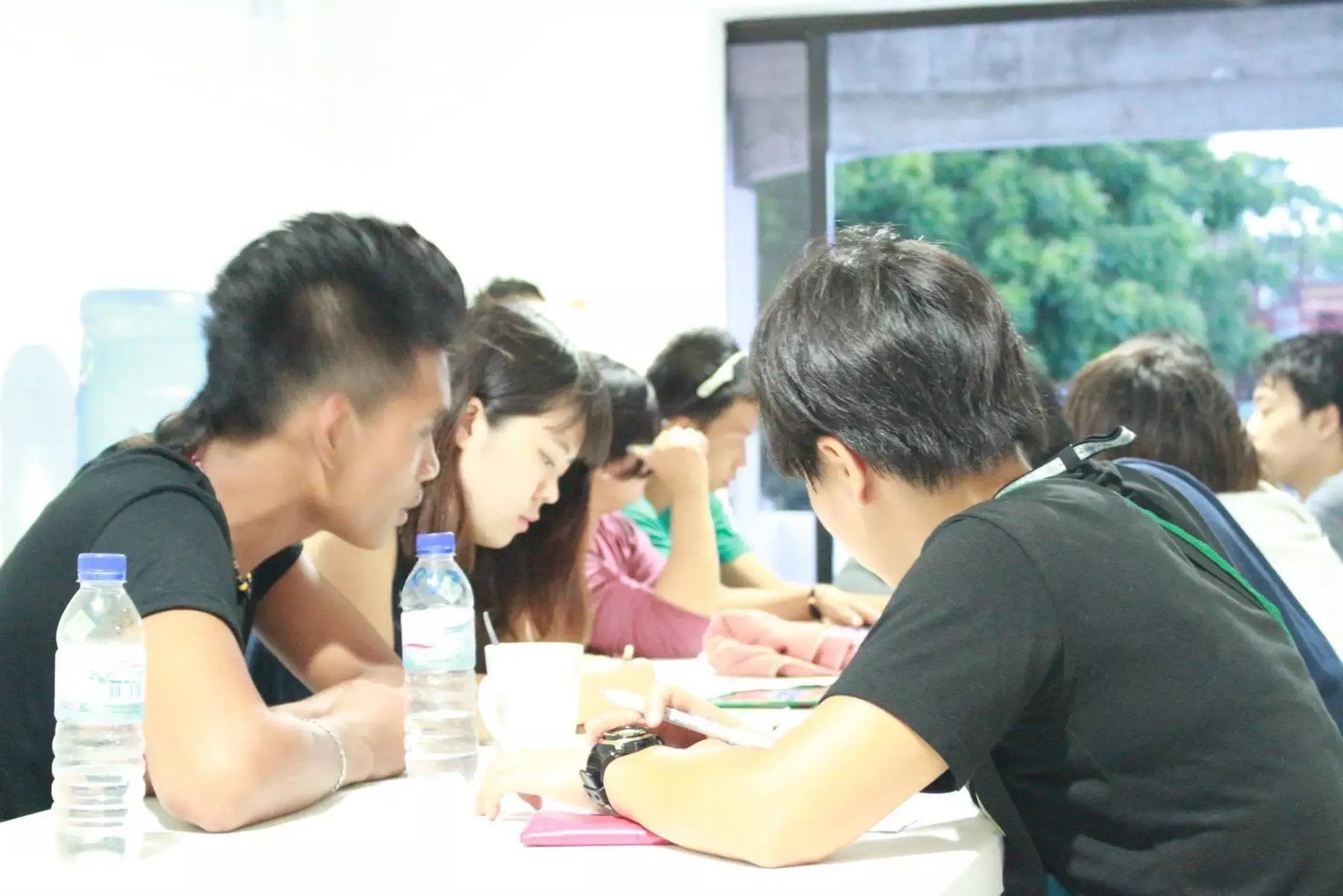 現地の若者とSDGsワークショップ