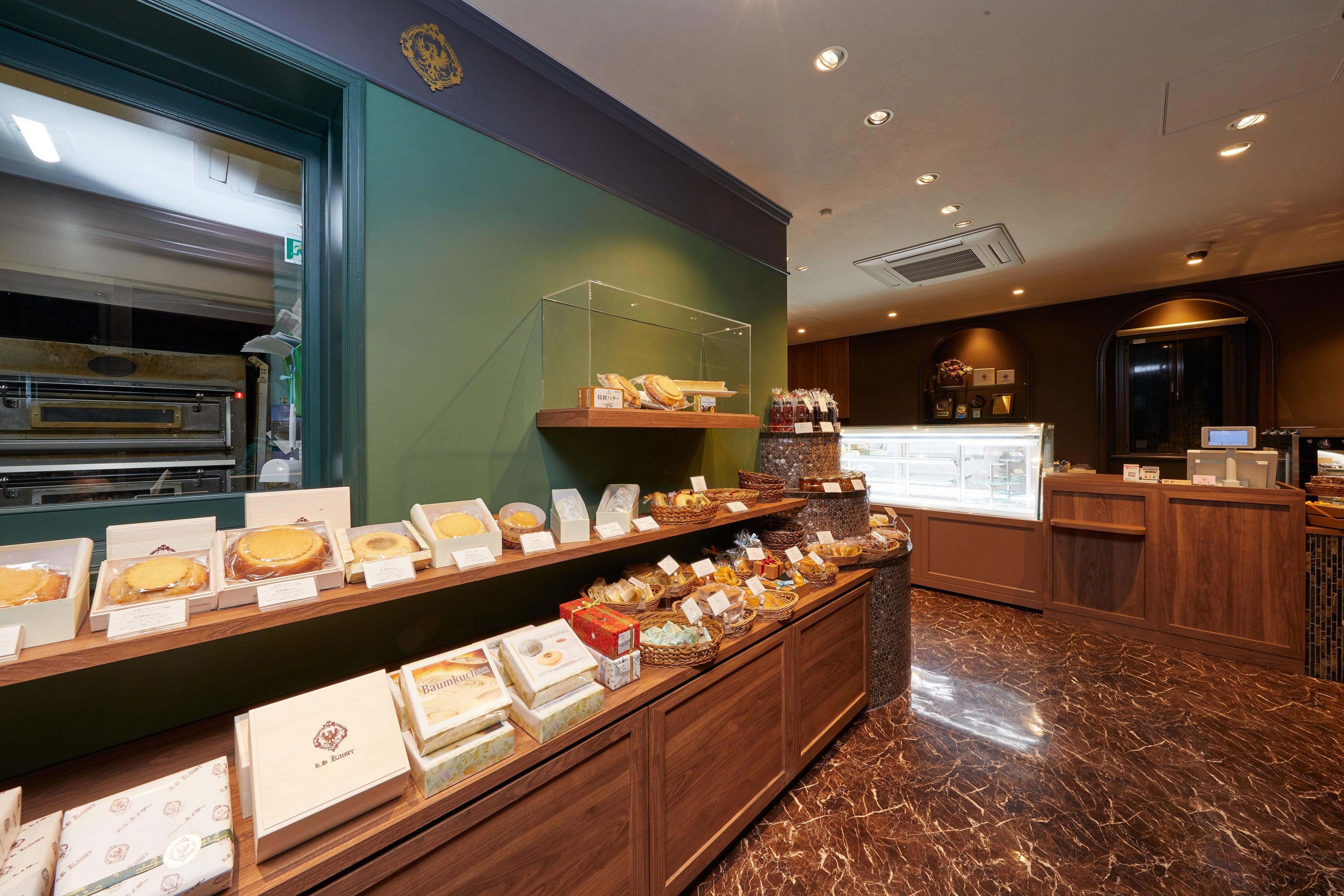 リニューアル後の店内