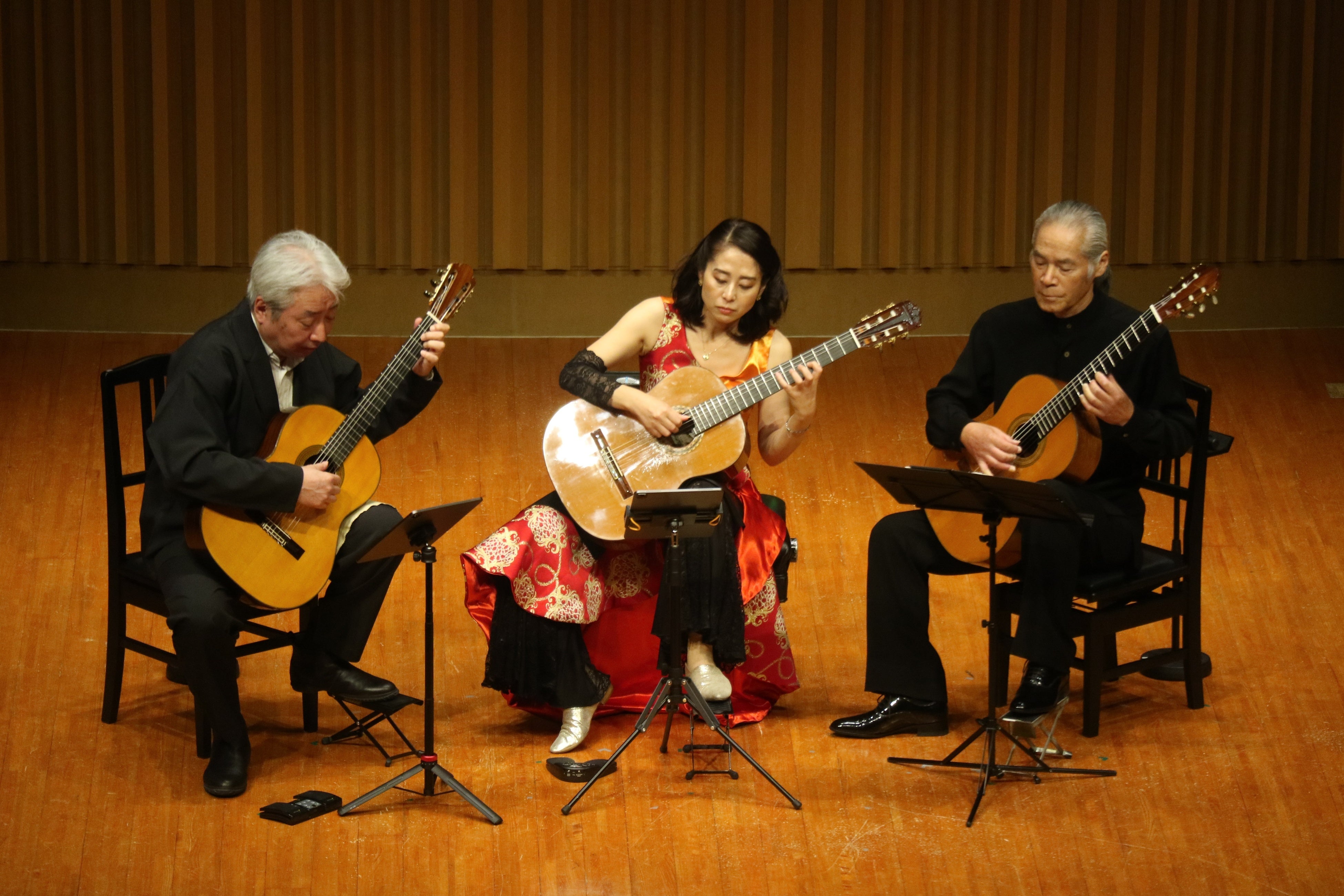 IDグループ、芸術文化支援活動　ギター・リサイタルを開催