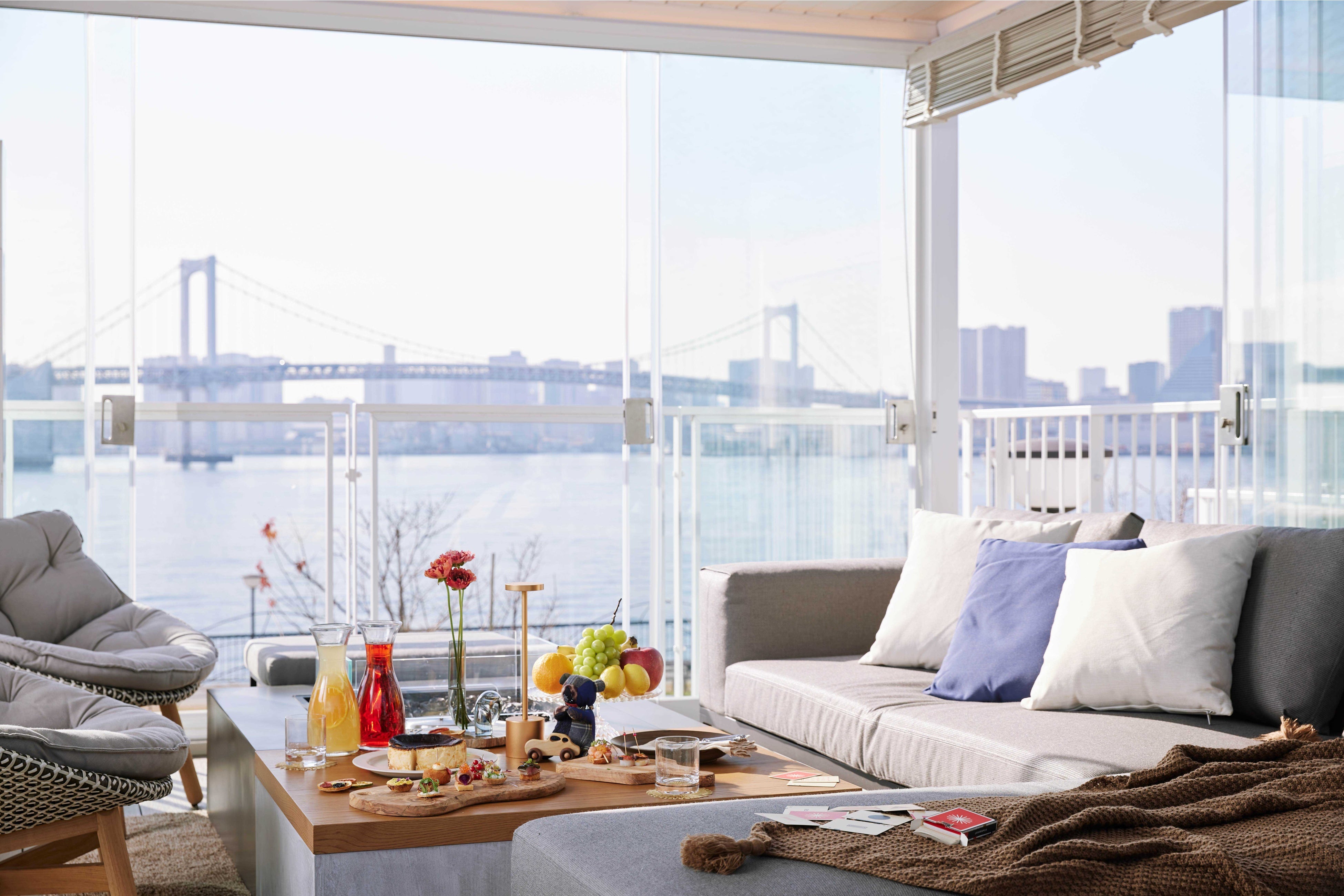 2Fソファルーム_個室で記念日パーティを