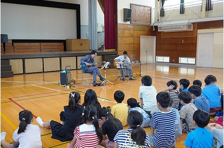 【開催レポート】睦町公園こども映画祭 【開催レポート】睦町公園こども映画祭