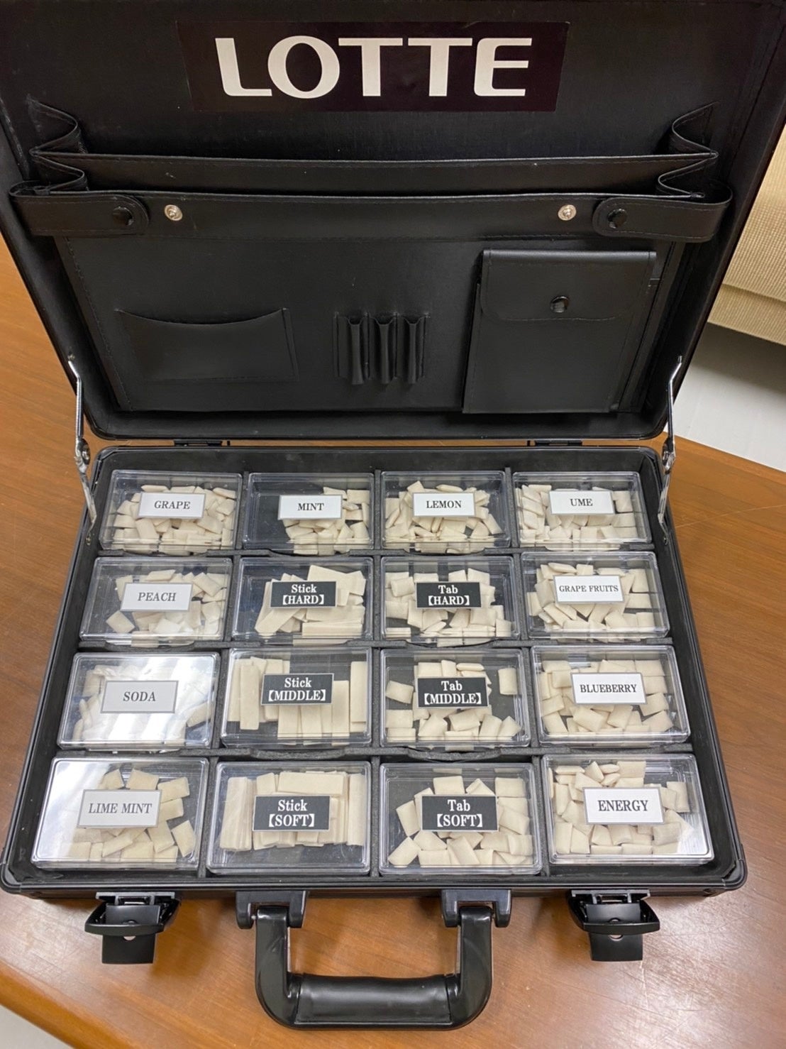 形状・硬さ・香味の組合せは60種類 「ガムセレクトボックス」