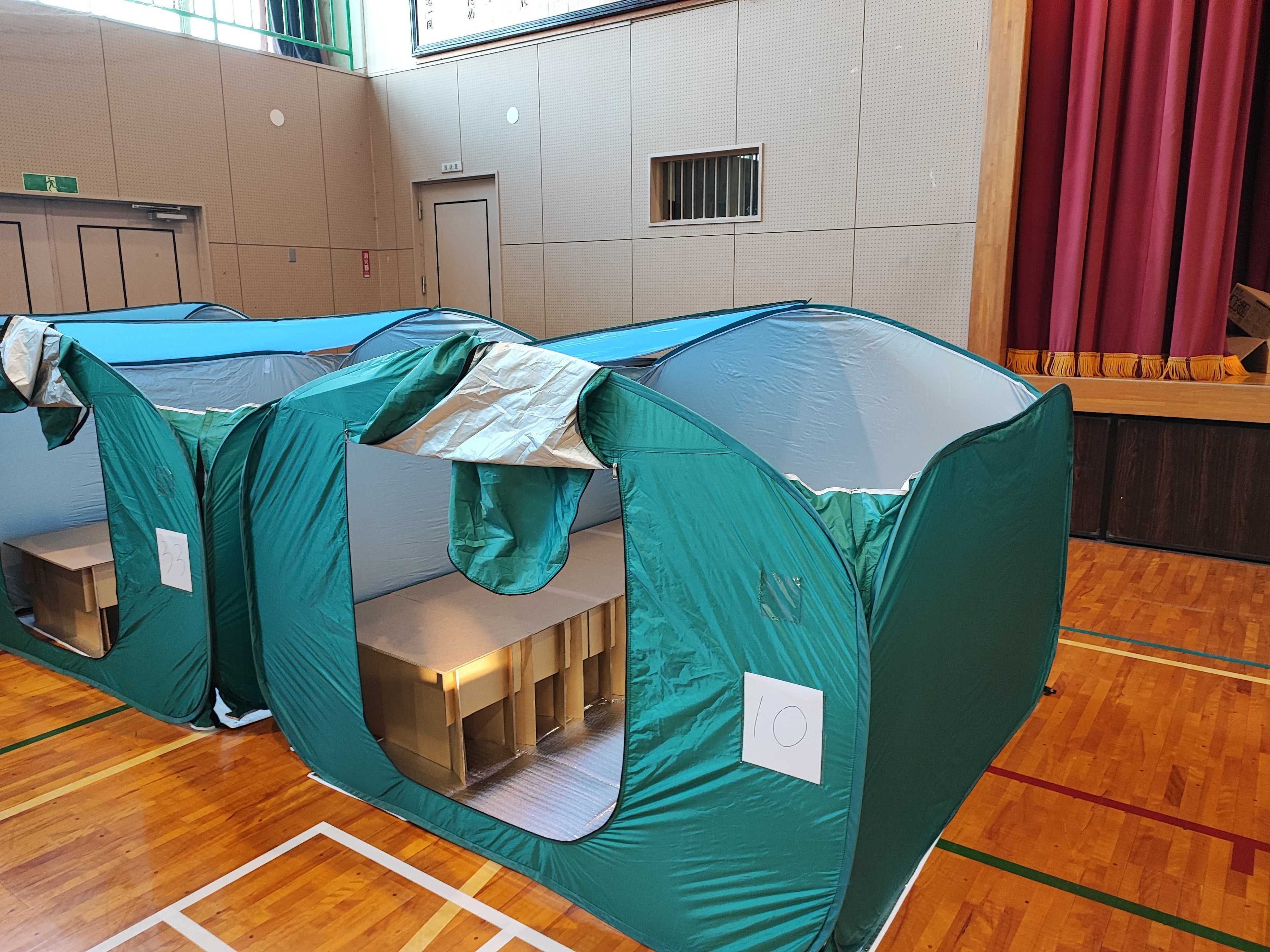 避難所で利用されるテント