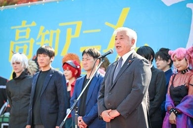 「高知県人のクリエイティブ、発想力、表現力、行動力を生かし、アニメクリエイターがたくさん誕生して、どんどん盛り上がったらいい」と話す中谷元衆議院議員