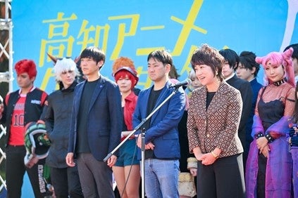 「高知で若い方がたくさん働いて、帯屋町にも須崎にも南国にもたくさんの若い人たちが闊歩して歩くようなまちにしたい」と話した高知信用金庫の山﨑久留美理事長