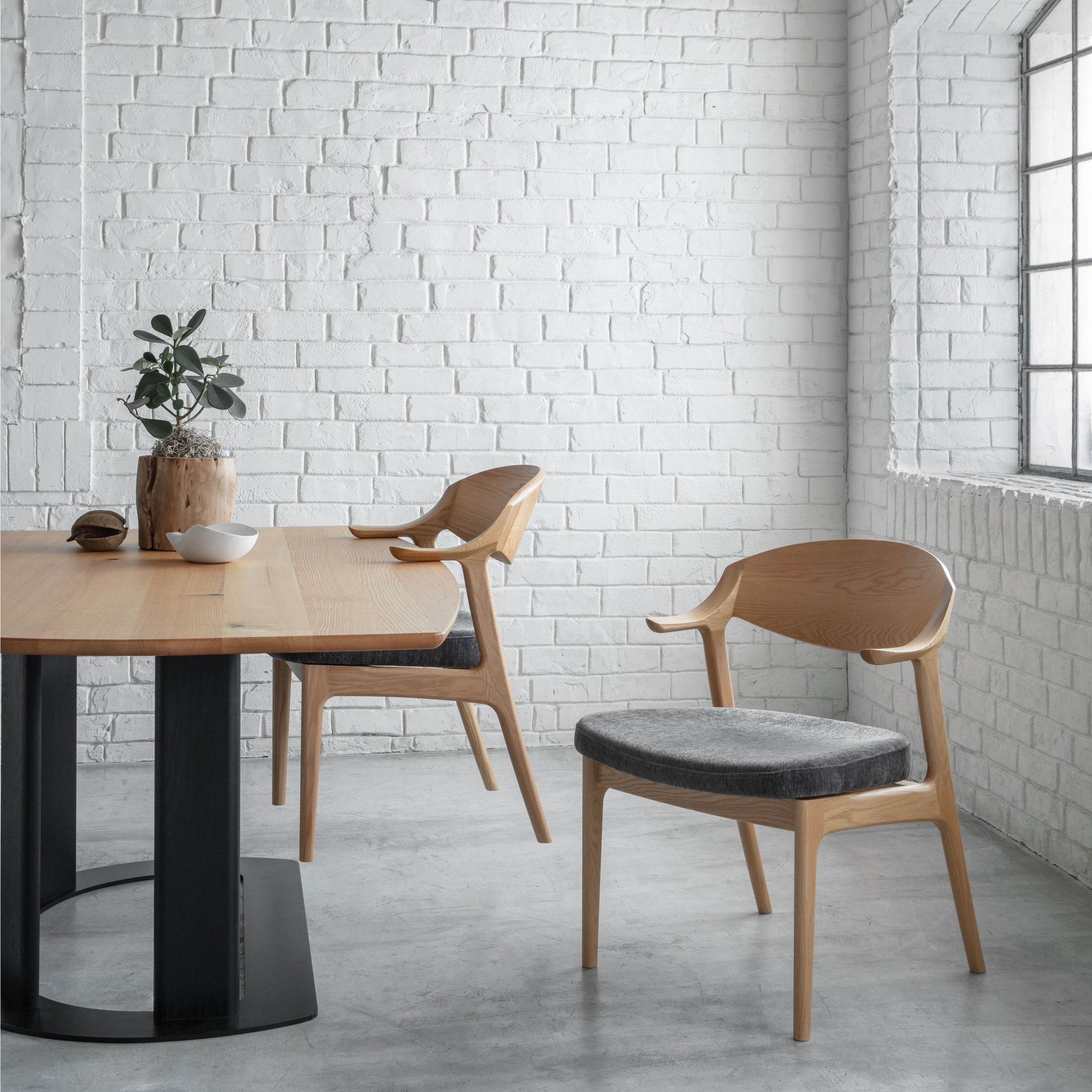 NAGANO INTERIOR Contemporary Wooden Chairs 2023in Milano