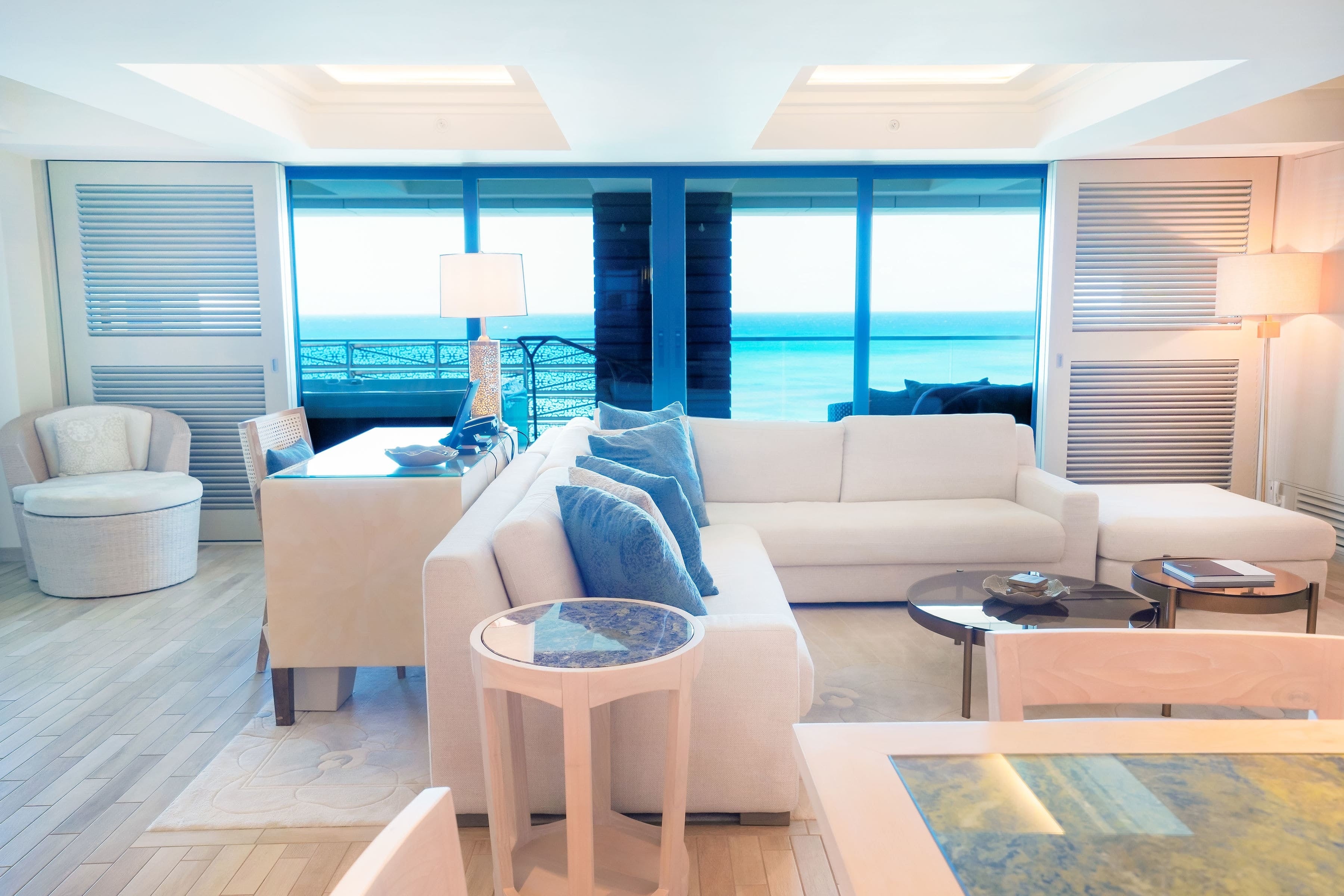 ＜リビングルーム 一例＞