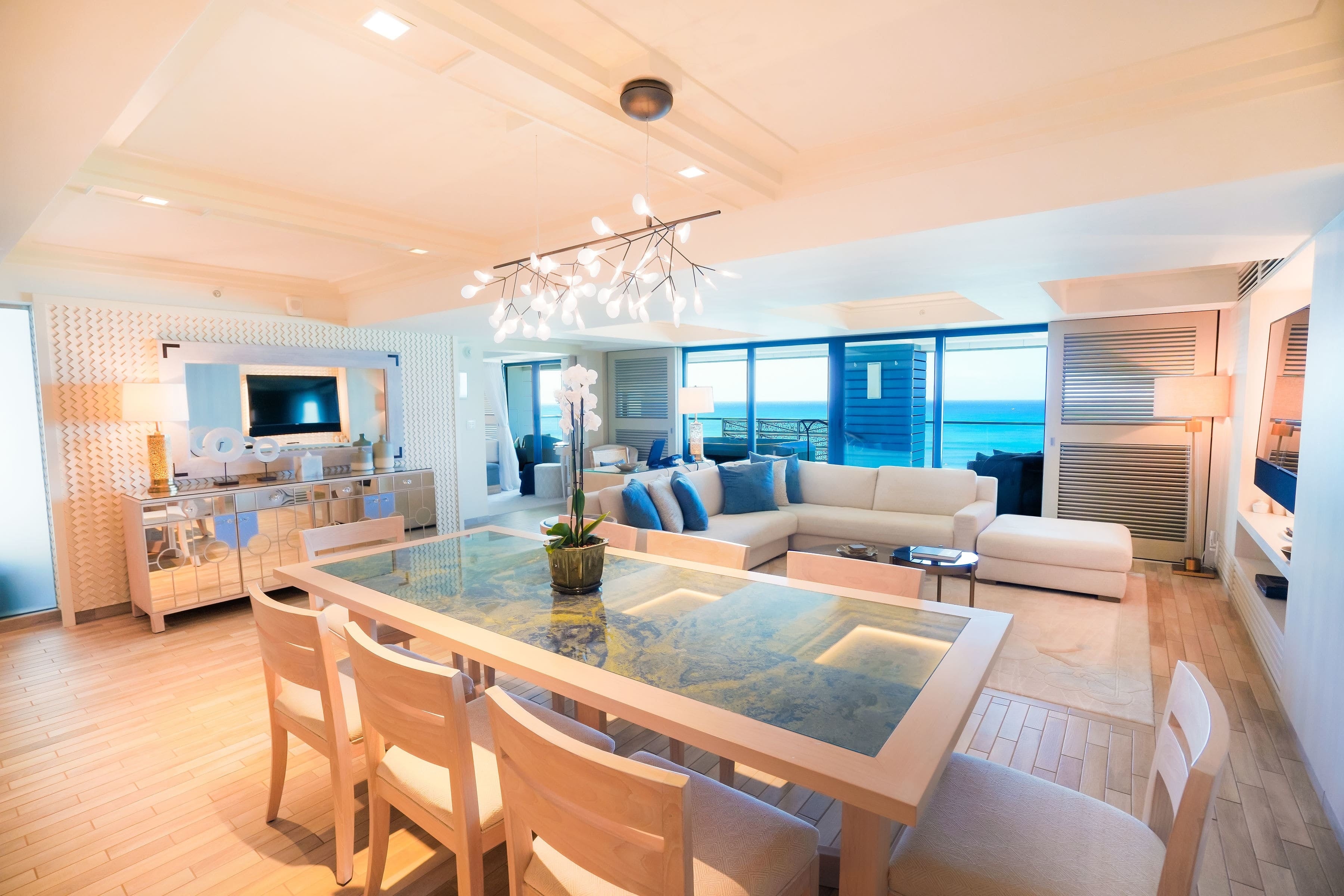 ＜リビングルーム 一例＞